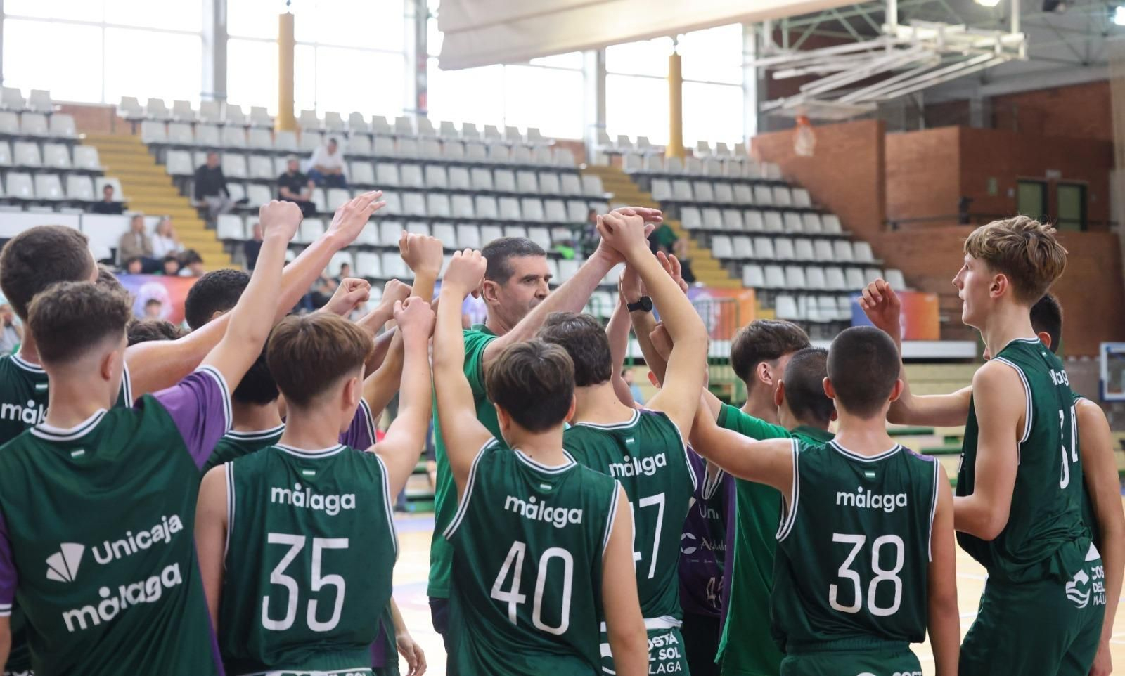 Minicopa: Unicaja - Manresa, en fotos