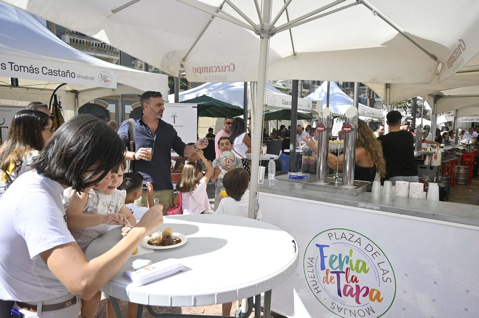 Ambientazo de sábado en la Feria de la Tapa