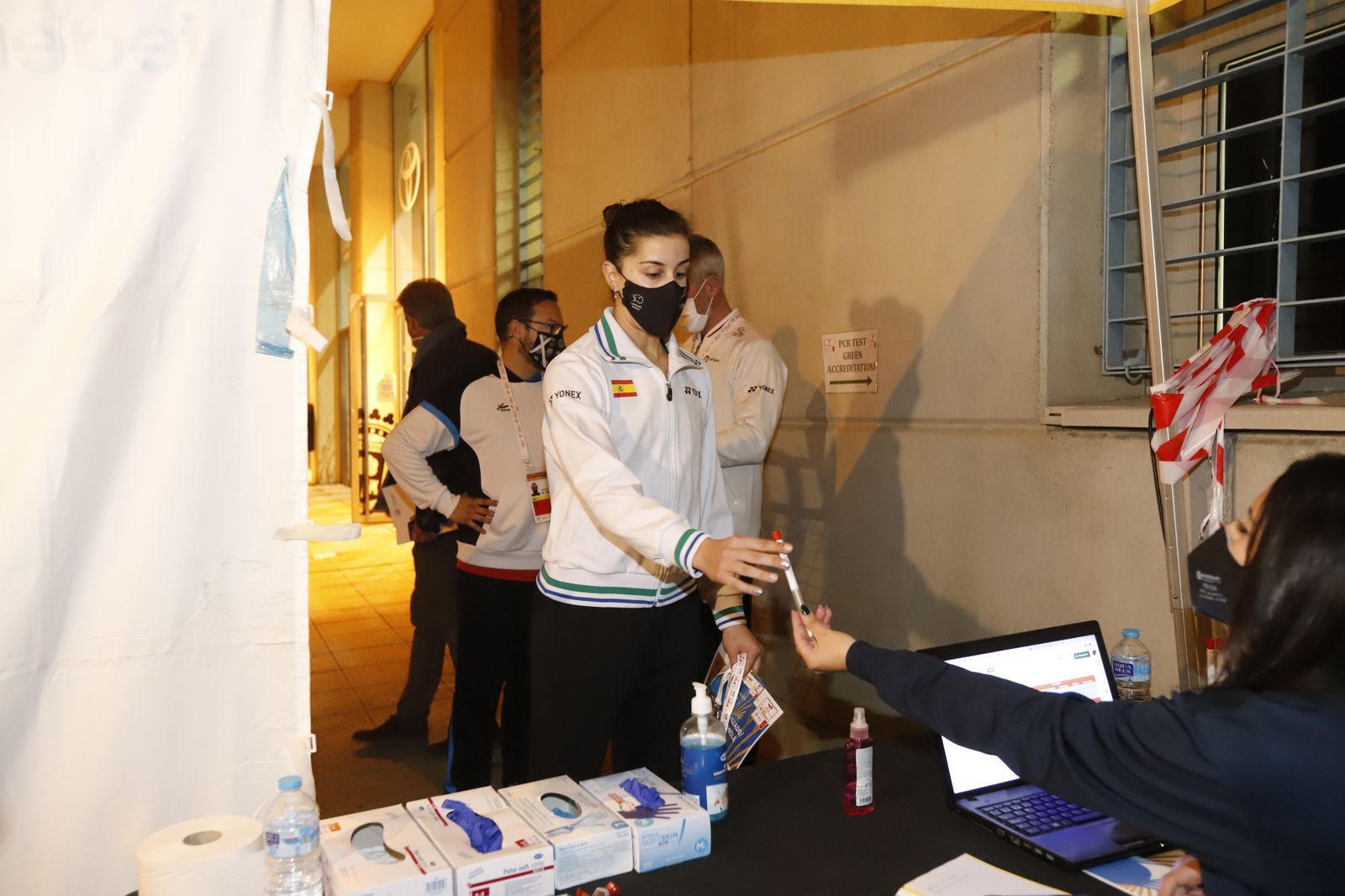 Carolina Marín visita el Palacio de los Deportes