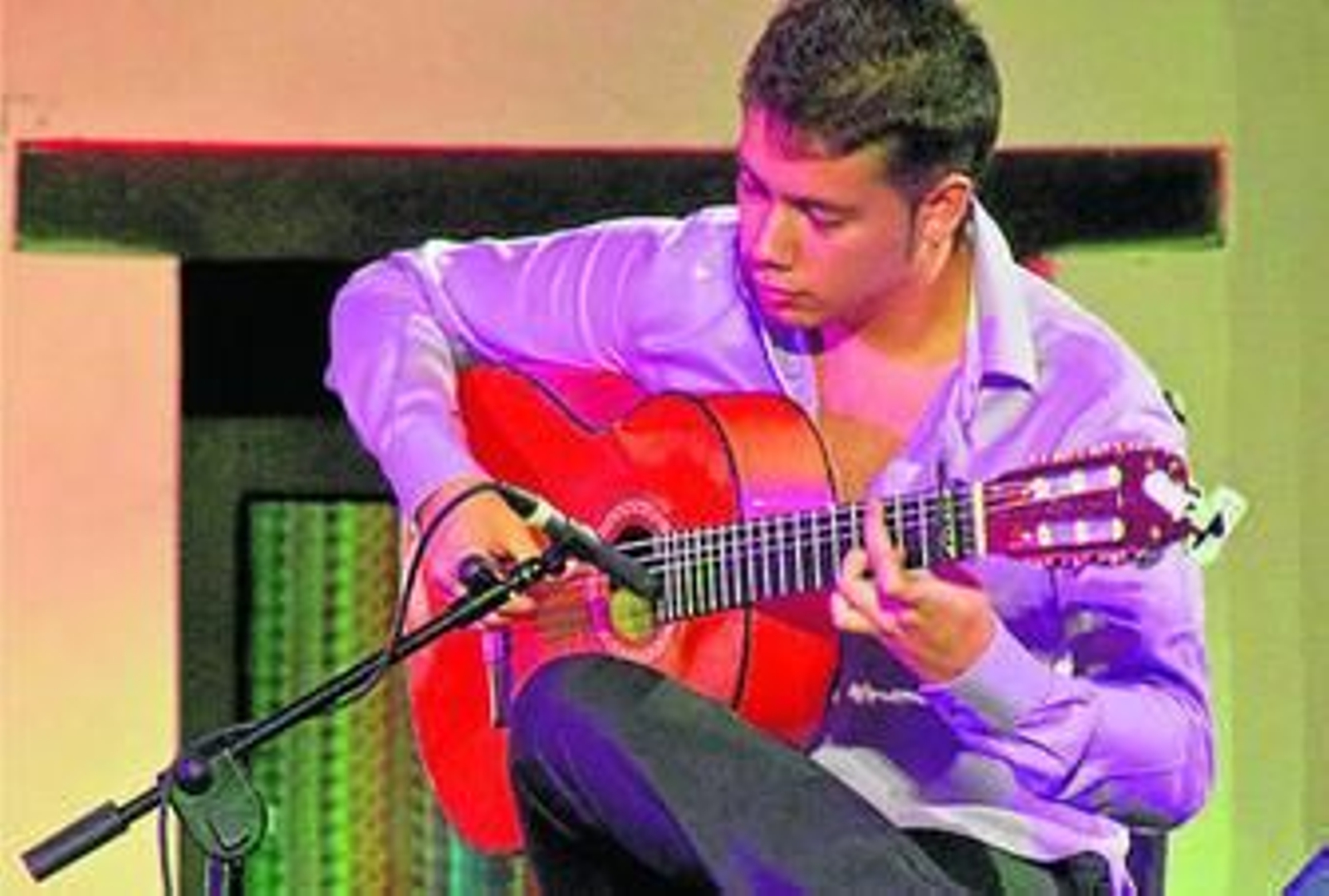 El artista almeriense David Caro.