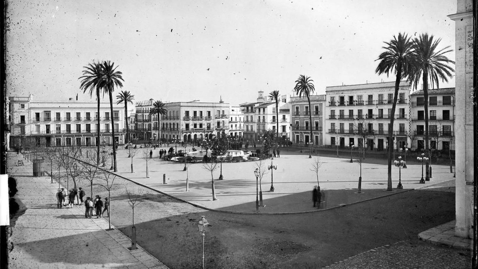 Plaza del Arenal fotografiada por Laurent, segunda mitad del XIX.