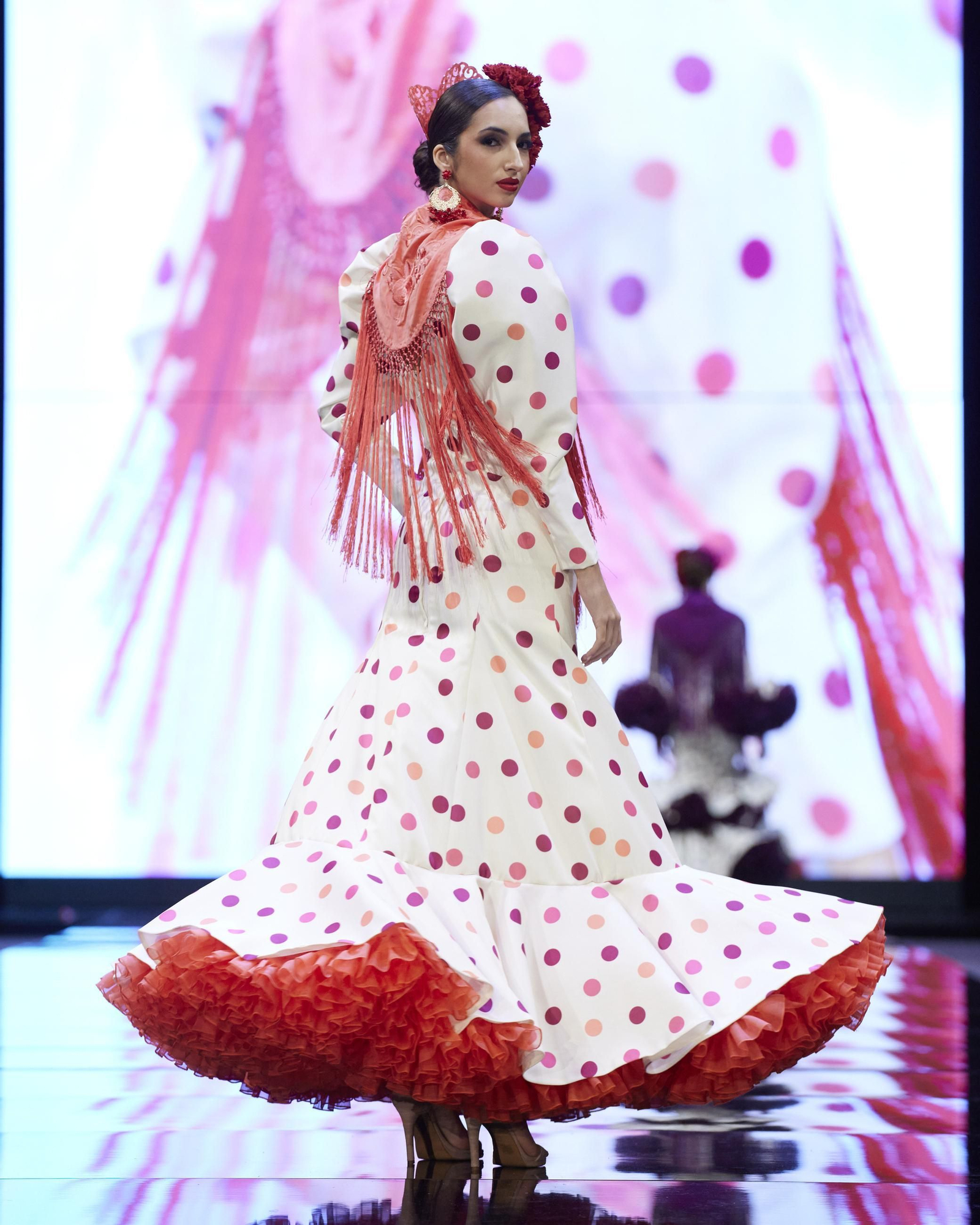 El desfile de Mari Carmen Sáez en SIMOF 2025, todas las fotos