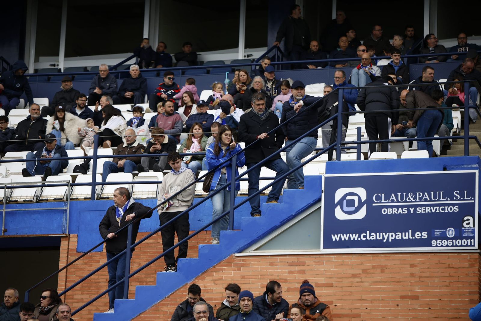 Búscate en las gradas del Nuevo Colombino en el Recreativo de Huelva - Extremadura