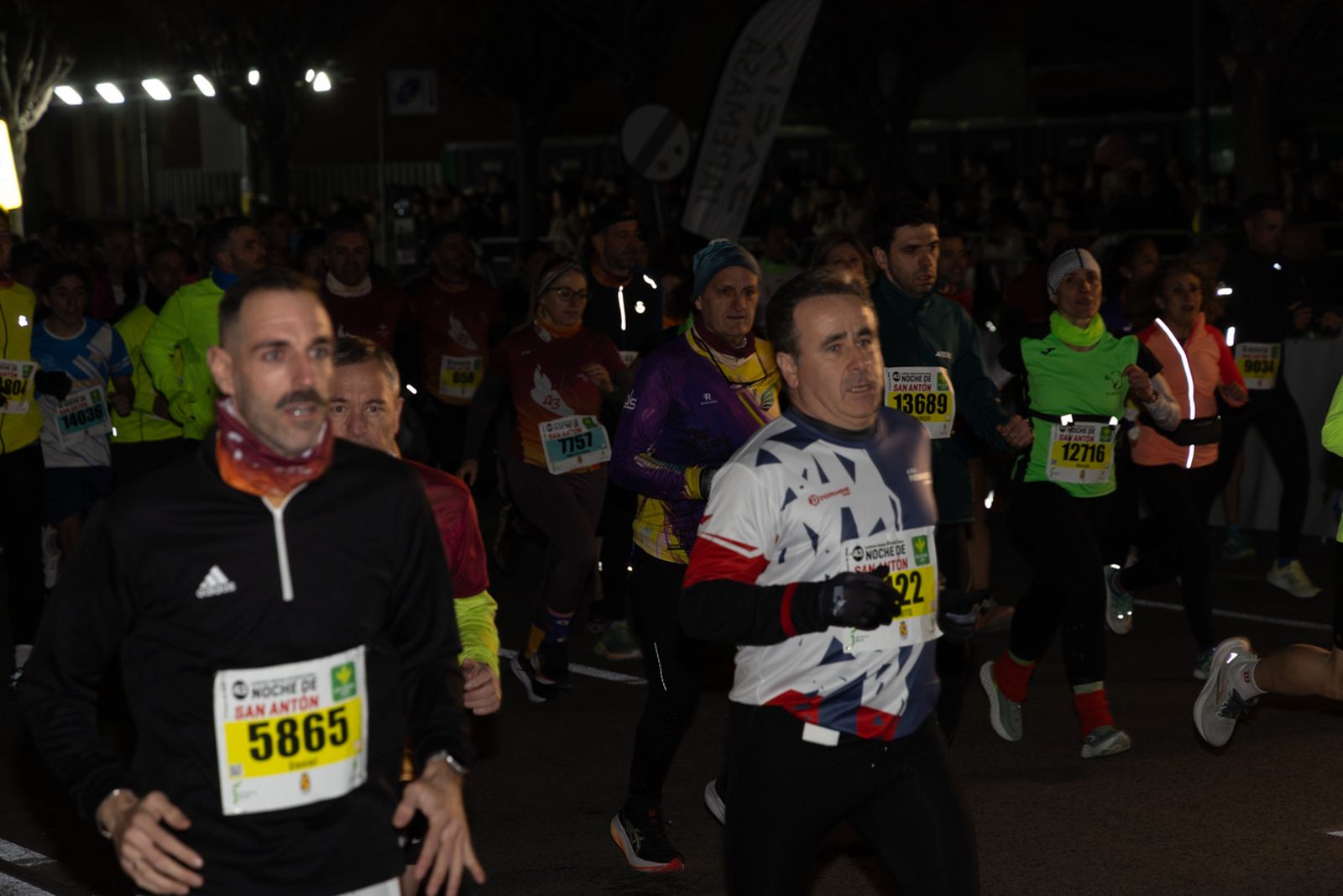 Encuéntrate en la salida de la Carrera de San Antón 2026, en imágenes (2)