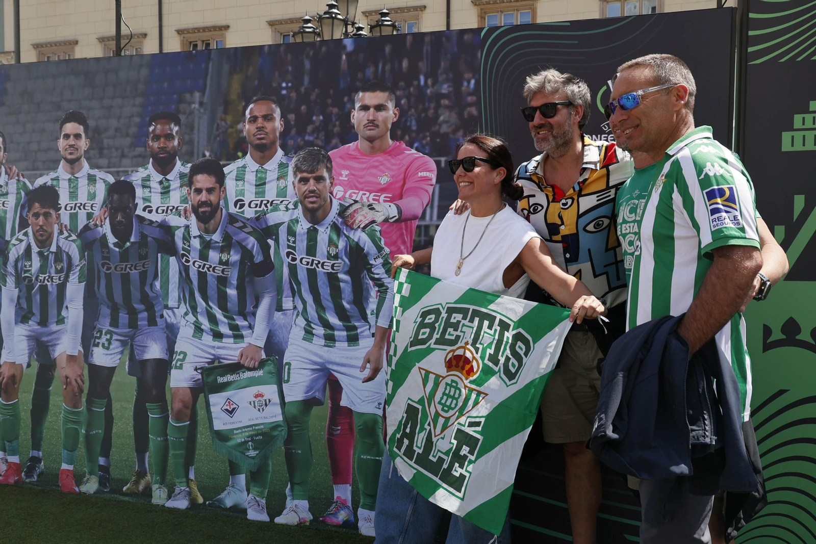 Ambiente previo a la final de la Conference League en Wroclaw (Breslavia)