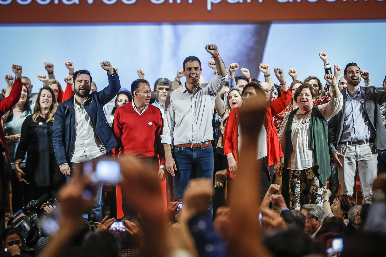 El mitin de Pedro Sánchez en Cádiz, en imágenes