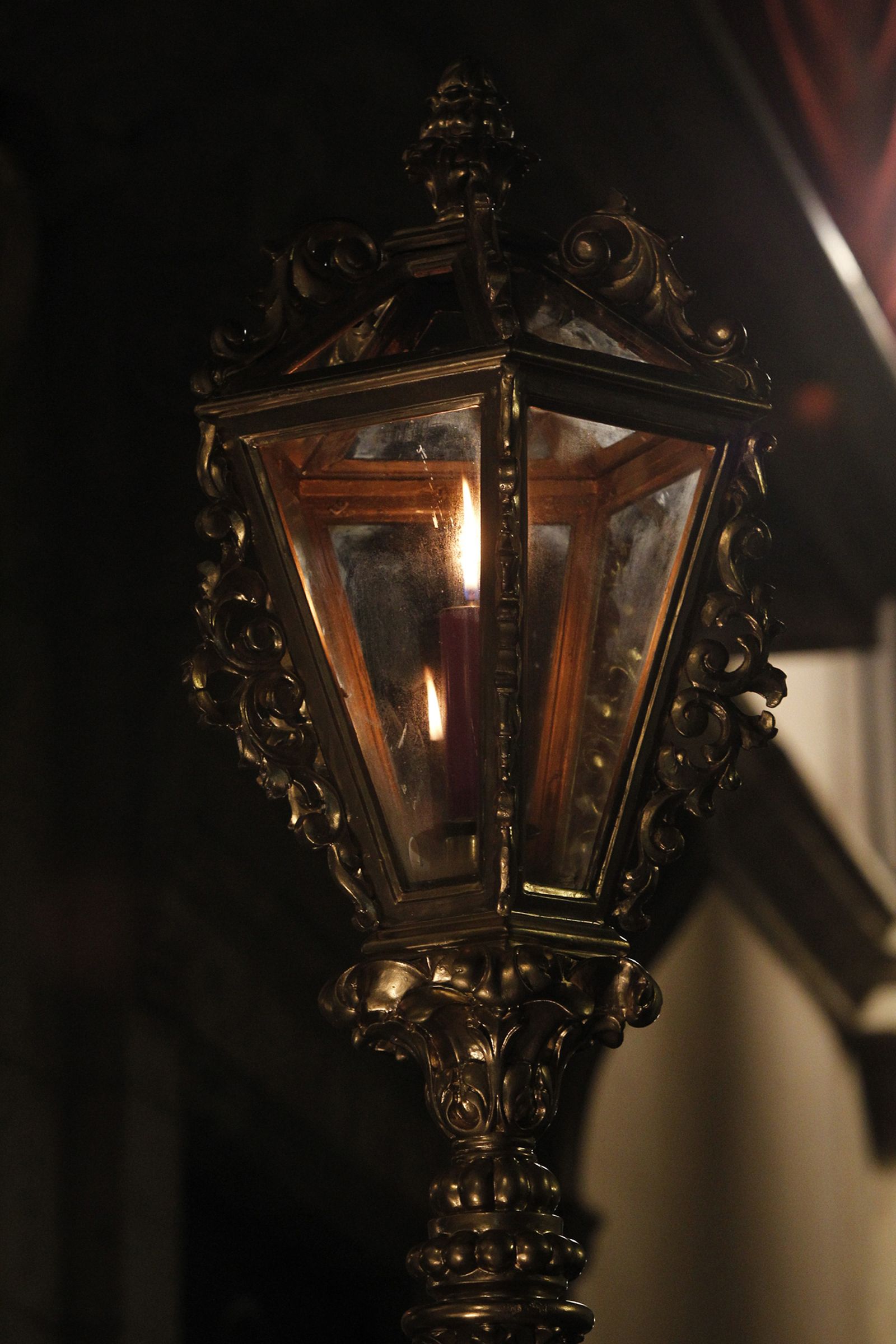 Imágenes Via Crucis Santo Cristo de la Escucha. Semana Santa Almería 2019