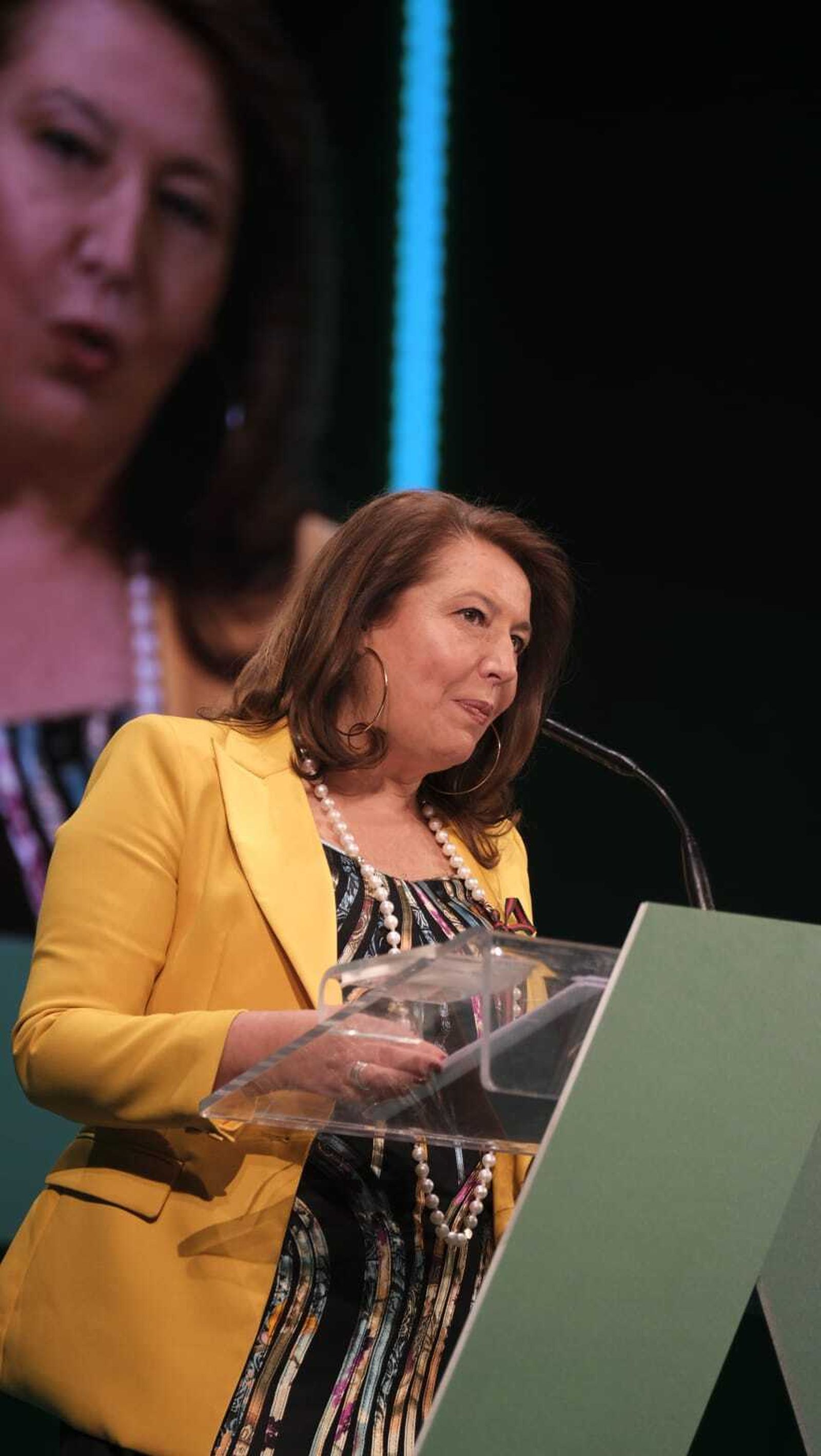 La consejera Carmen Crespo, durante su parlamento.