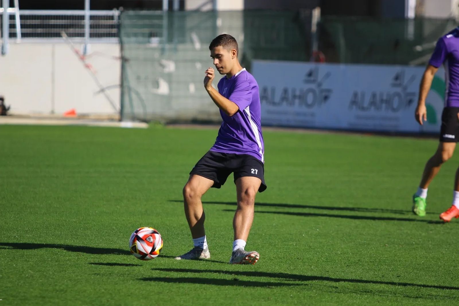 El centrocampista linense Germán Ruiz, en el entrenamiento de este miércoles