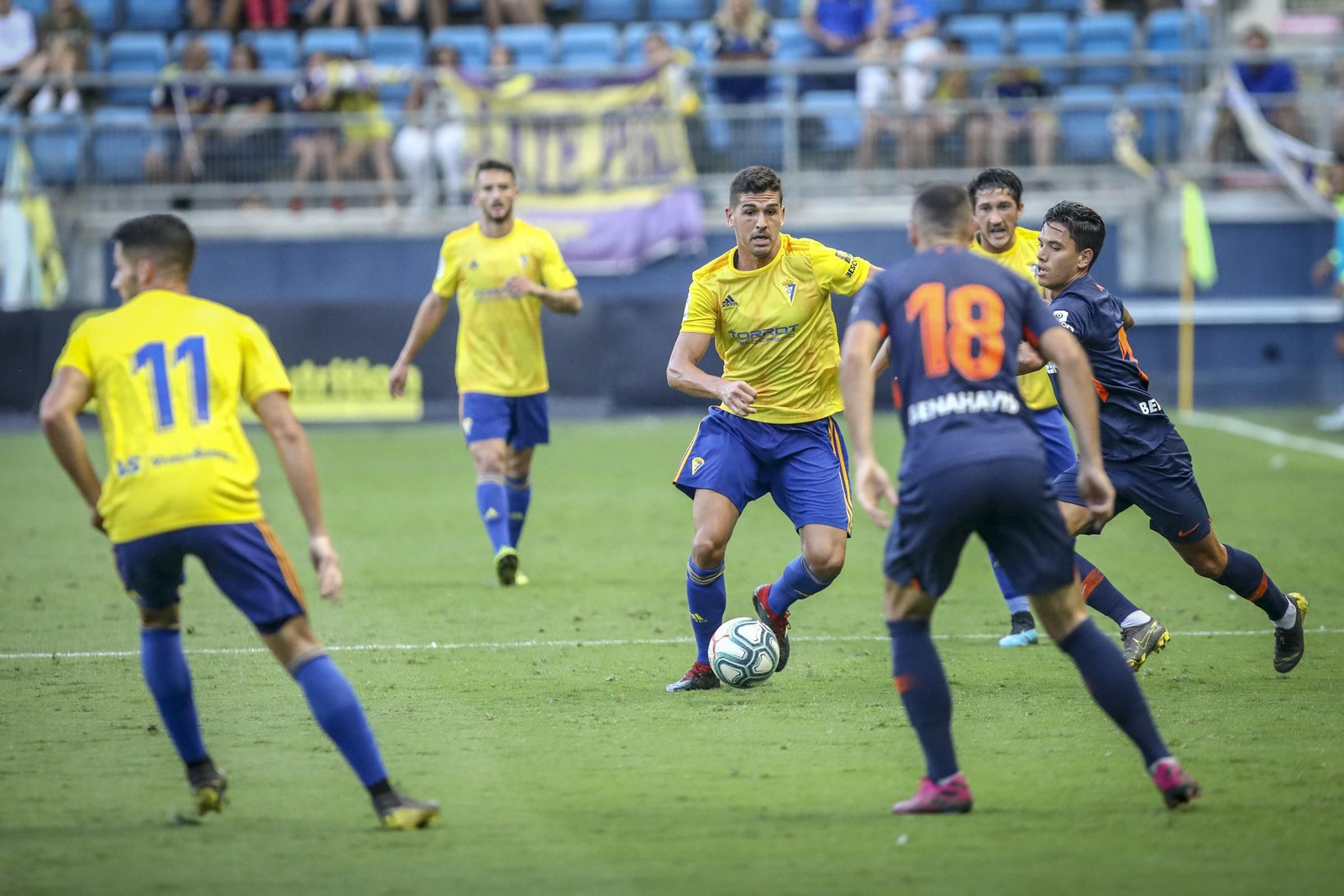 Partido de presentación entre el Cádiz CF y el Málaga CF en imágenes Partido de presentación entre el Cádiz CF y el Málaga CF en imágenes