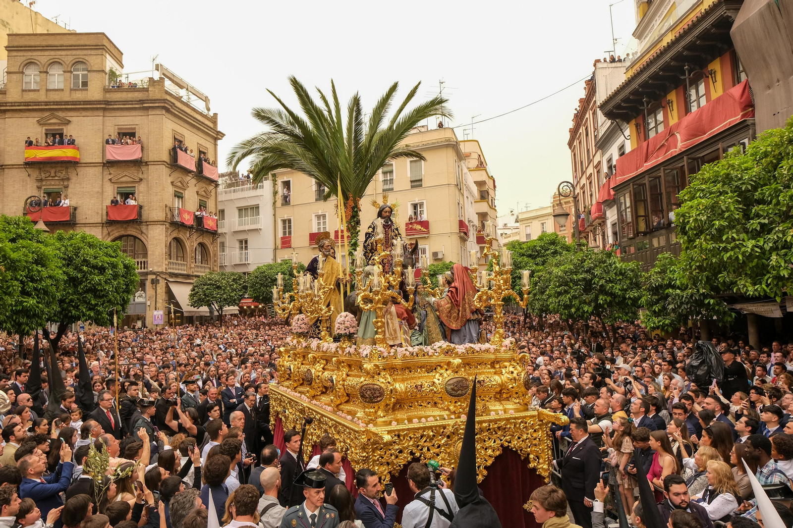LAS IMAGENES DE LA BORRIQUITA (HDAD DEL AMOR) EN SEVILLA SEMANA SANTA 2024