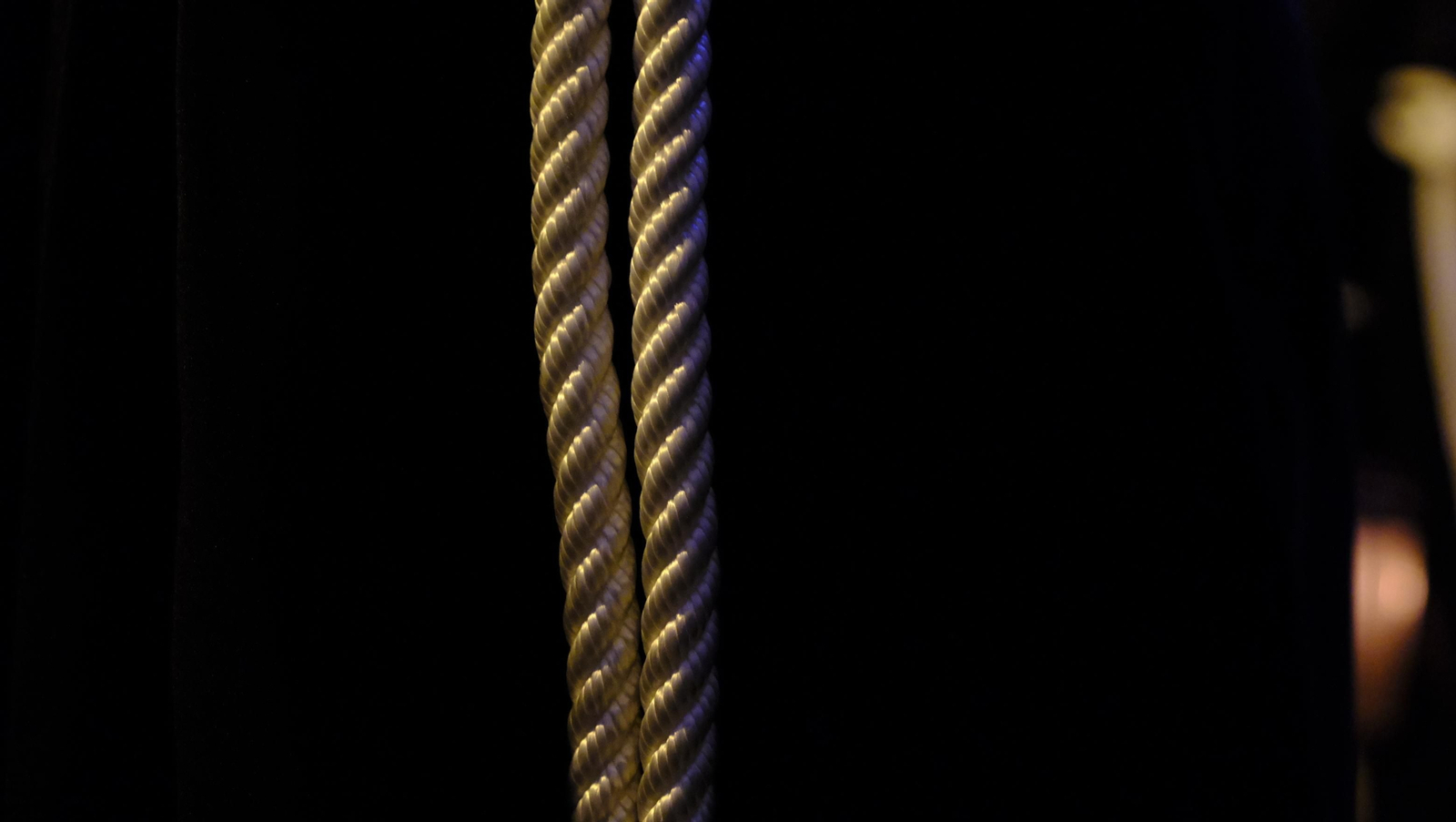 Las mejores imágenes de la Procesión del Perdón, en la noche del Martes Santo en Almería