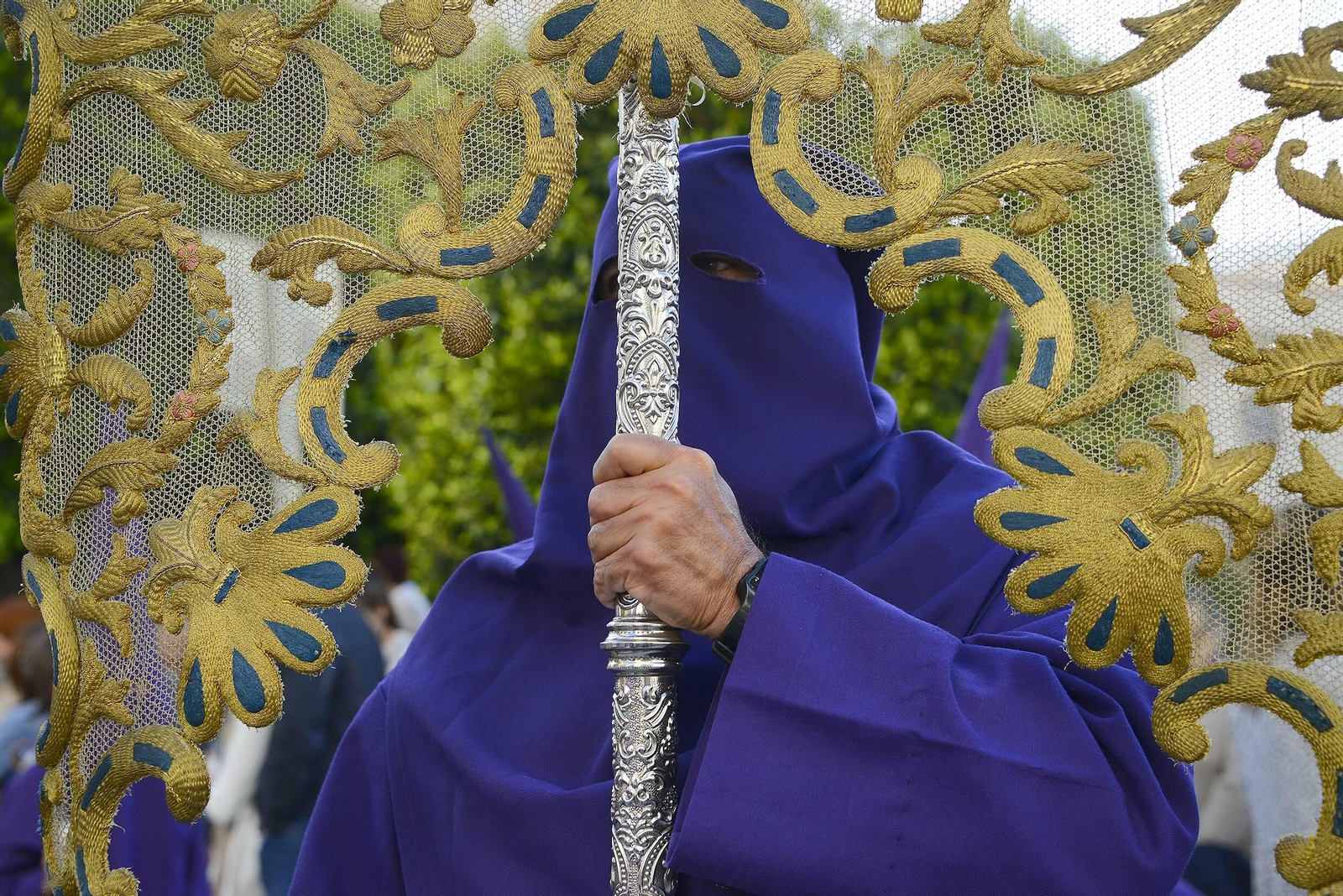 Salida procesional de la hermandad de Columna