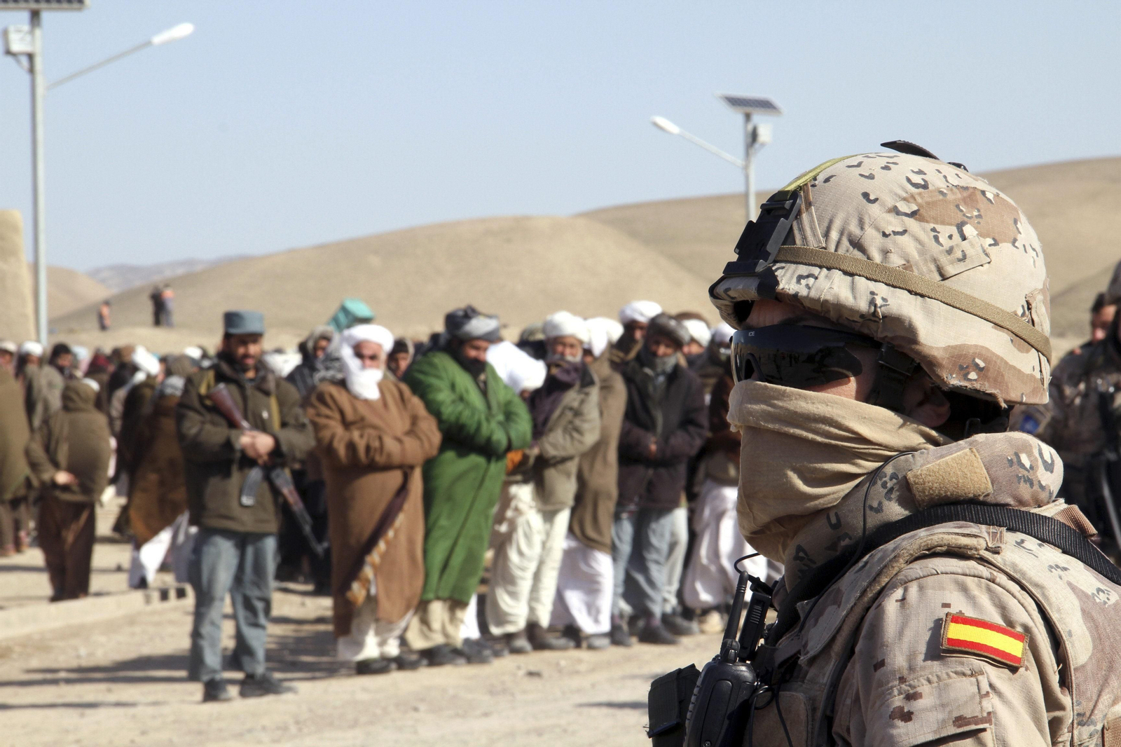 Un soldado español, cerca de la base de operaciones Bernardo de Gálvez, en 2012.