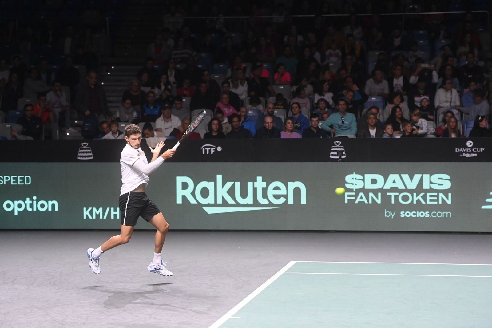 Los tenistas de la Copa Davis ya calientan motores en el Carpena