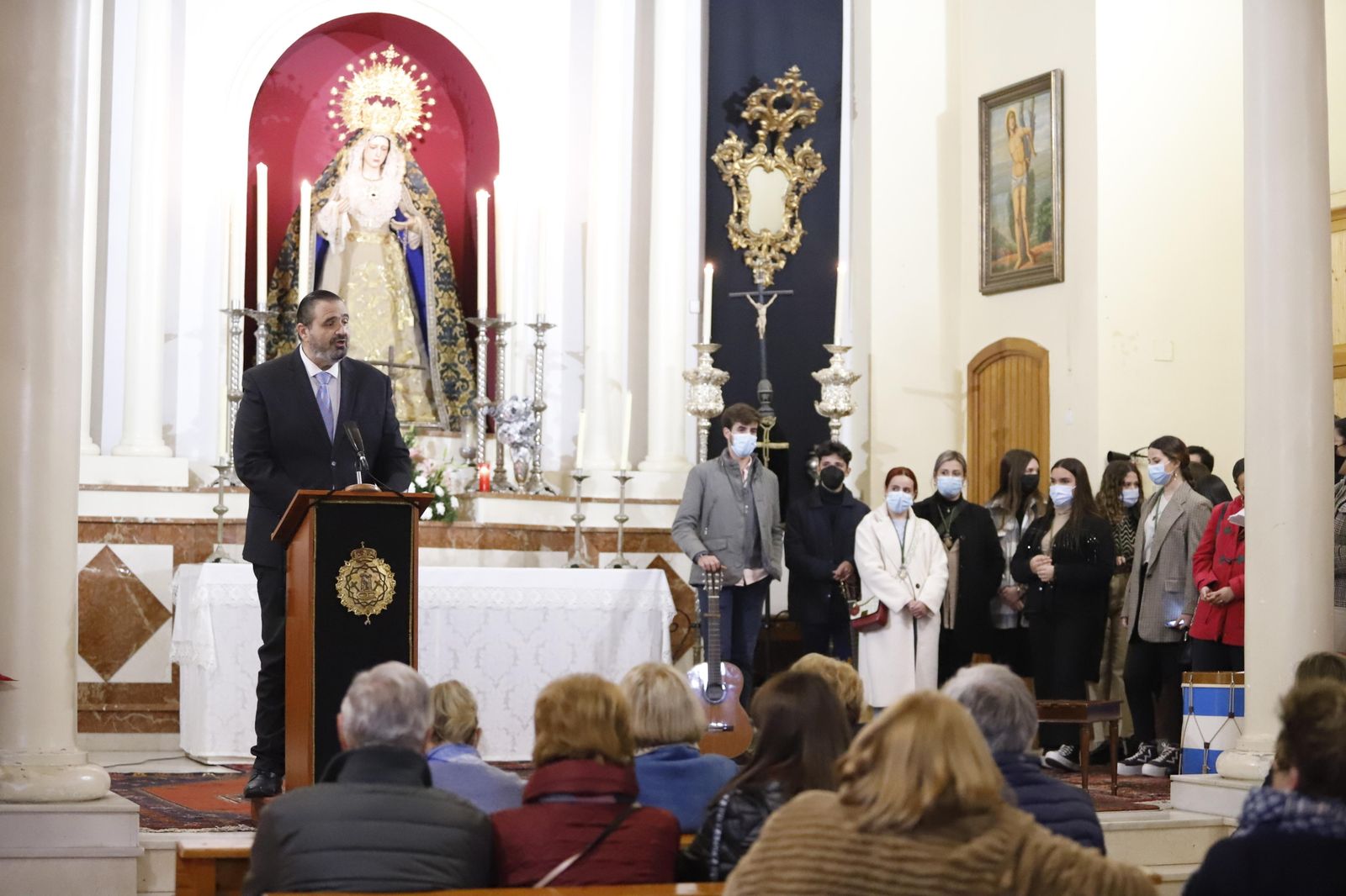 Jerónimo Garrido en el acto de exaltación de la Asociación de Antiguos Vecinos Barrio de San Sebastián a su Patrón, en la Ermita de la Soledad.