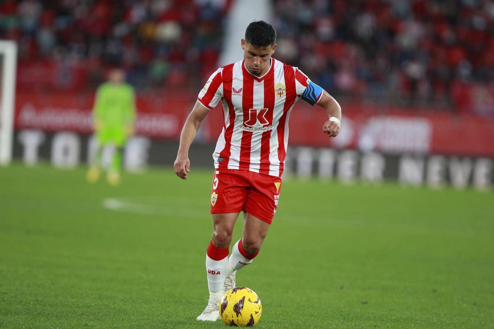 Imágenes del partido de fútbol U.D. Almería-Real Betis Balompié