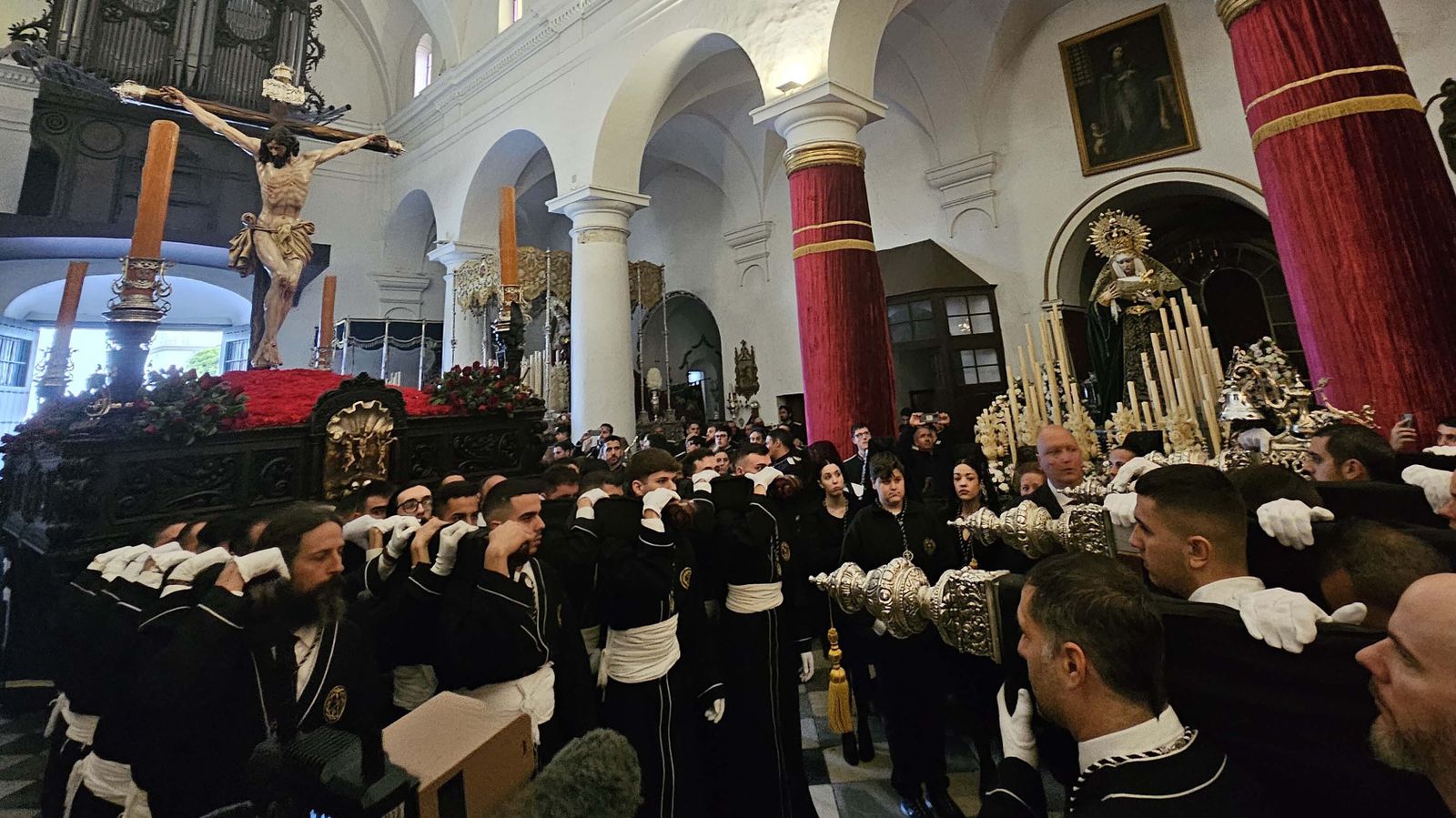 Fotos del Jueves Santo en San Roque: Buena Muerte