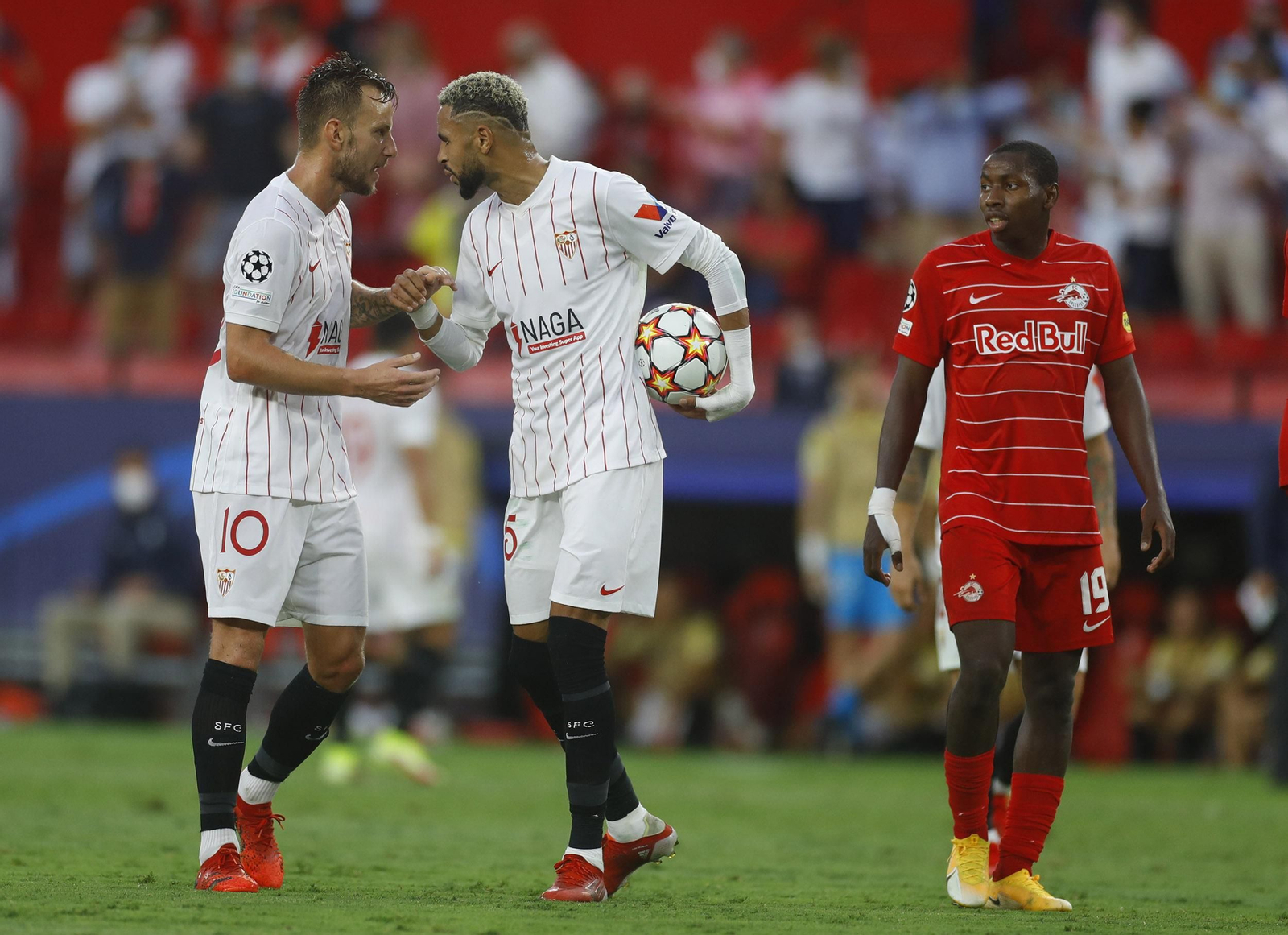 Las imágenes del Sevilla fc Salzburgo