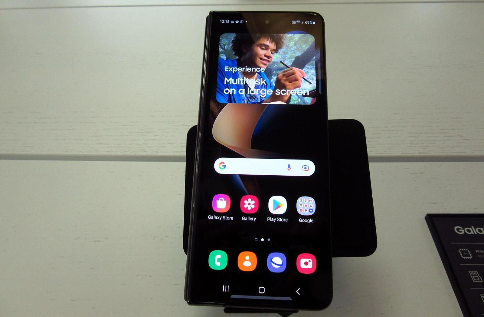 Samsung Galaxy Z Fold 4