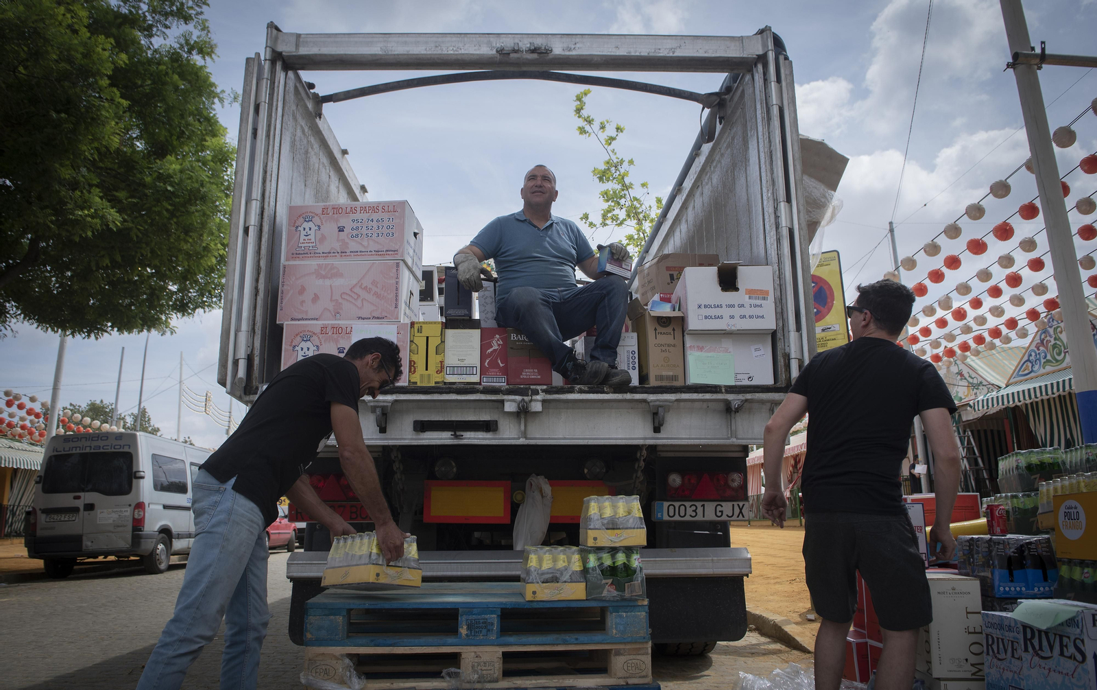 Últimos preparativos, y primeras recepciones en la Feria de Abril 2023