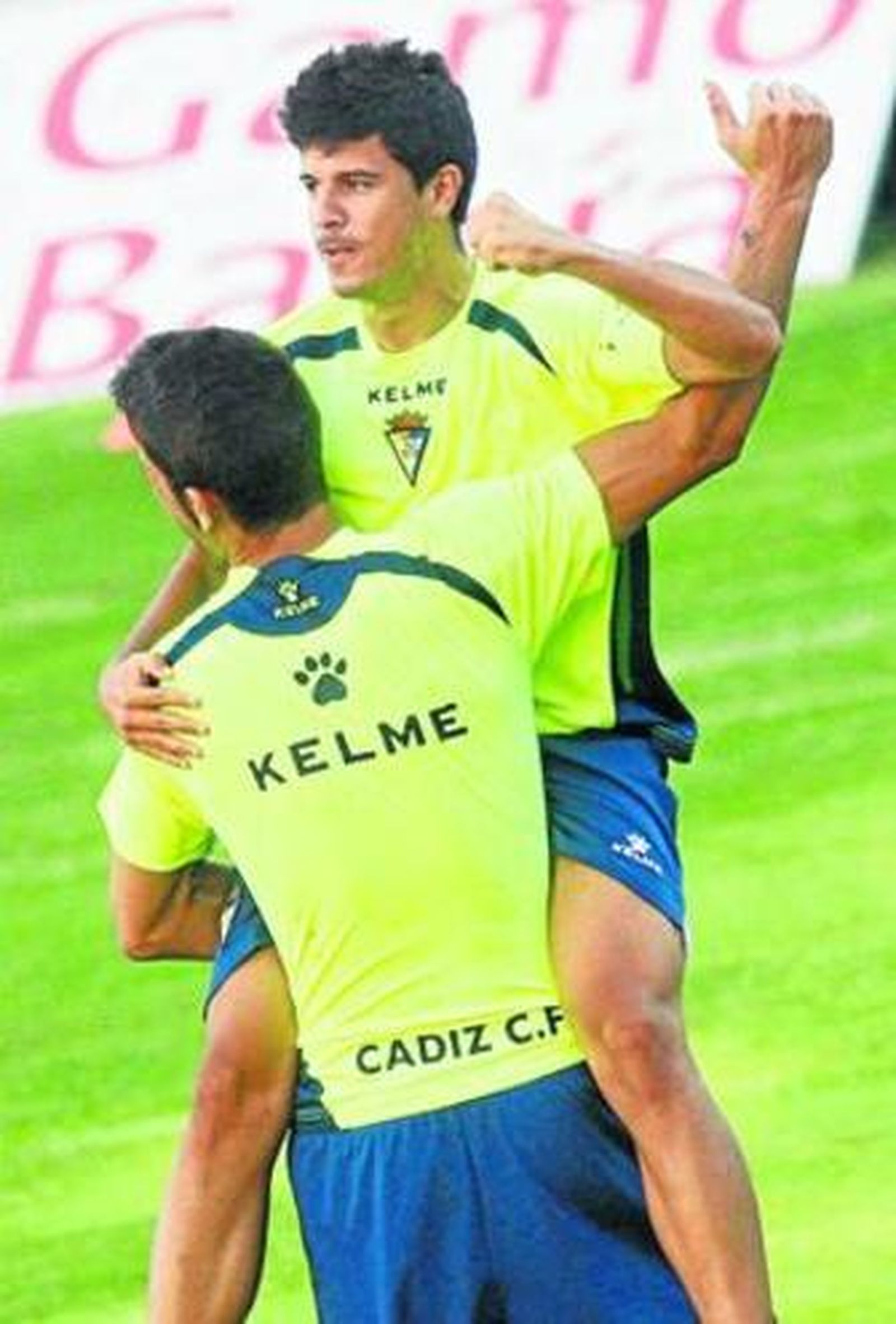 Juanse, sin esconder su alegría durante un entrenamiento.
