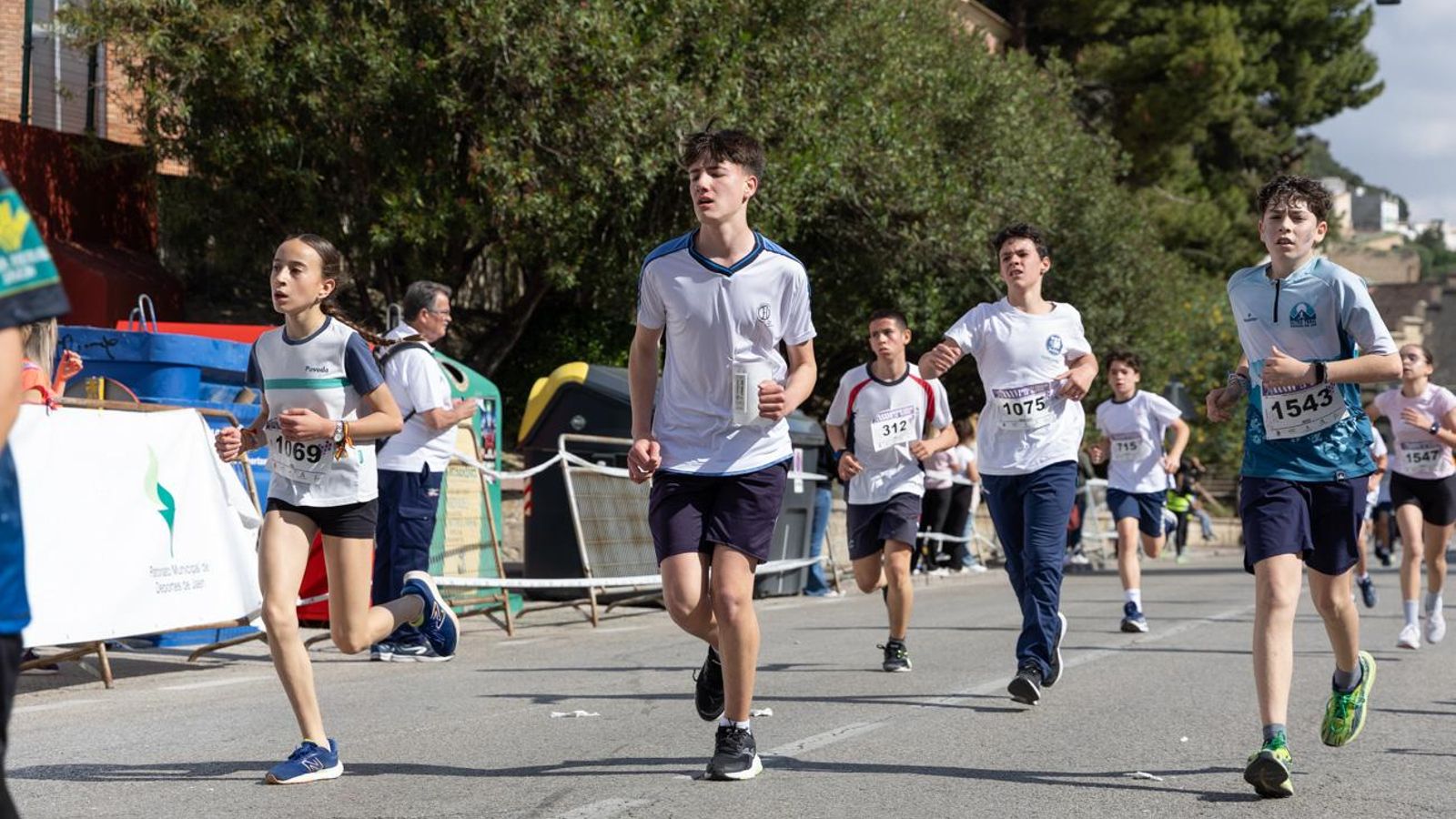 La carrera escolar de “La Gloria” que aúna inclusión y solidaridad, en imágenes