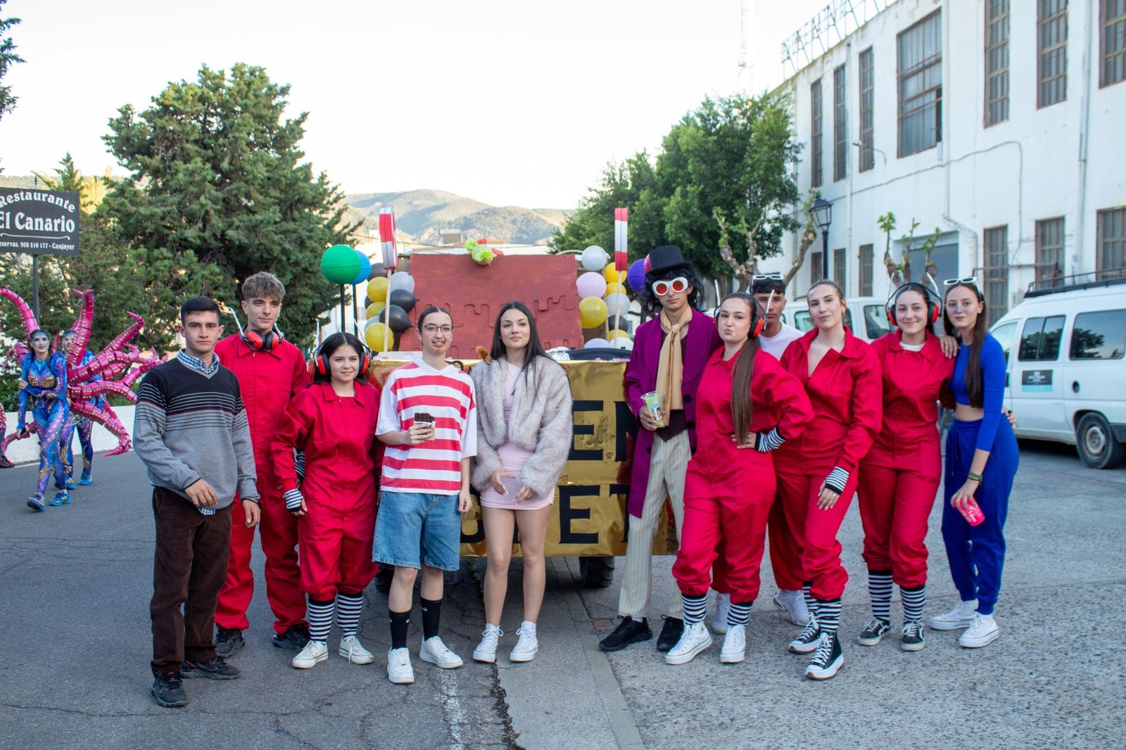 El gran desfile de carrozas y pasacalles de Canjáyar, en imágenes