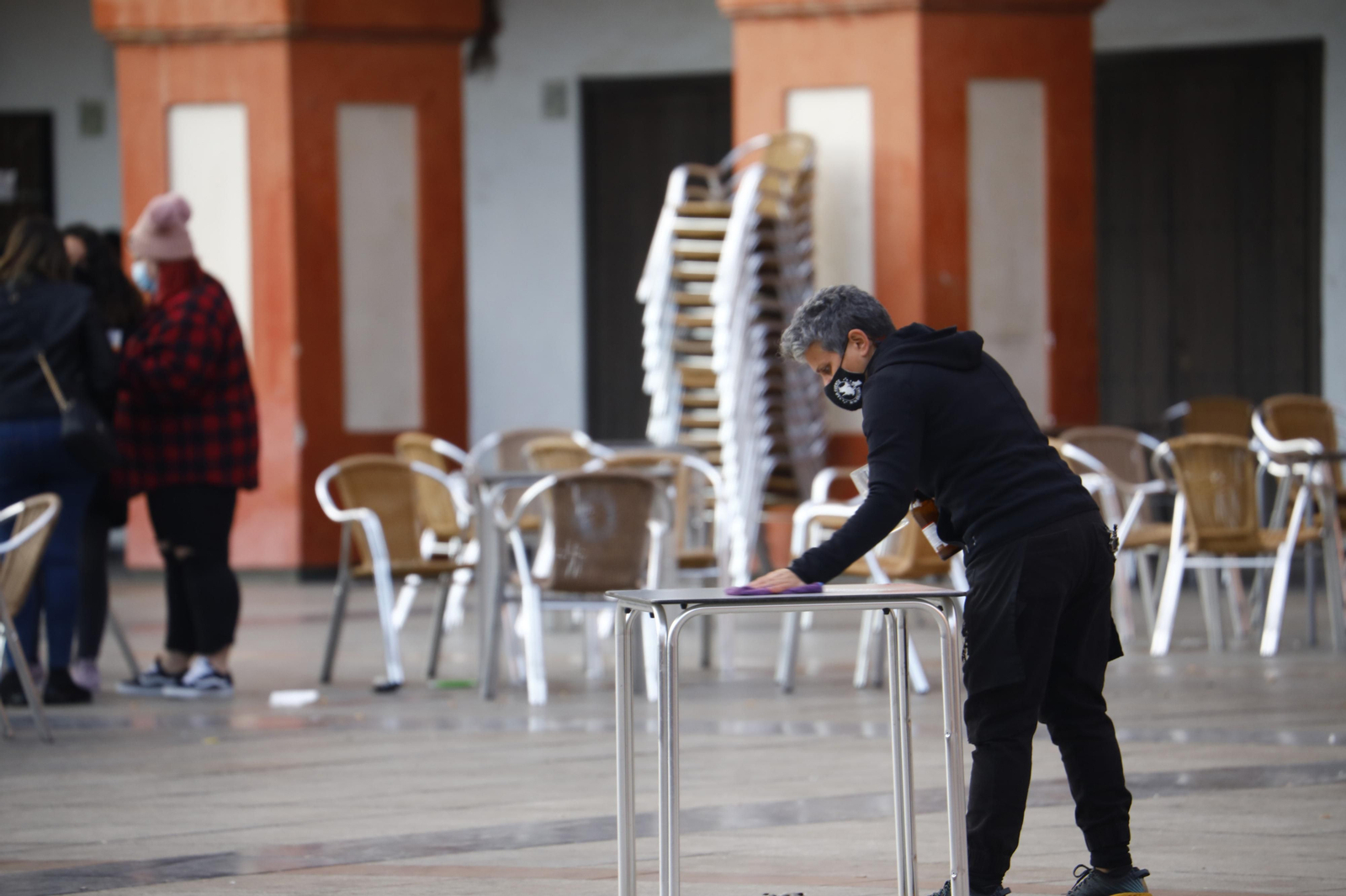El nuevo cierre de bares y restaurantes de Córdoba, en fotografías