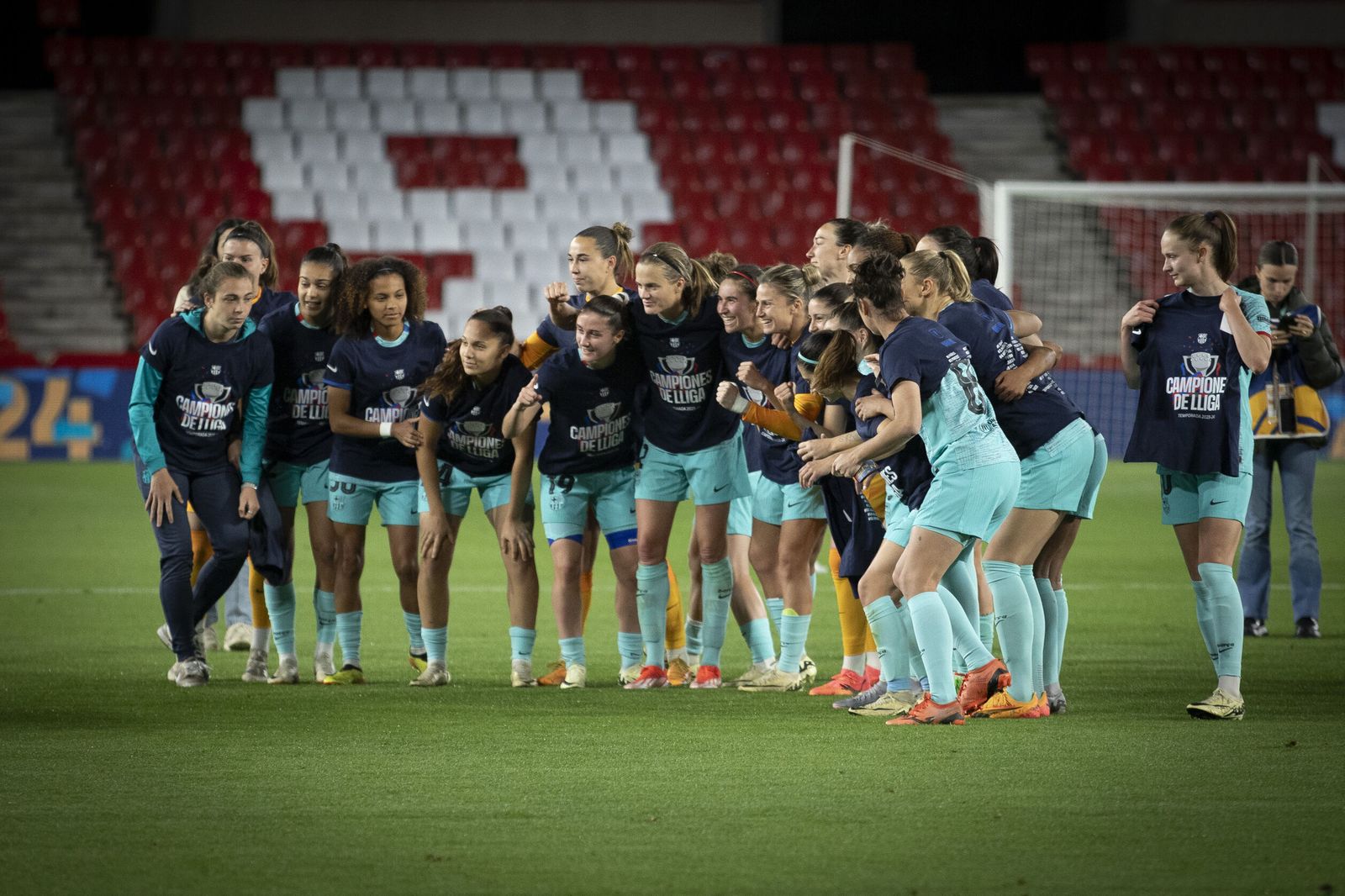 Las imágenes de la celebración del FC Barcelona en Los Cármenes