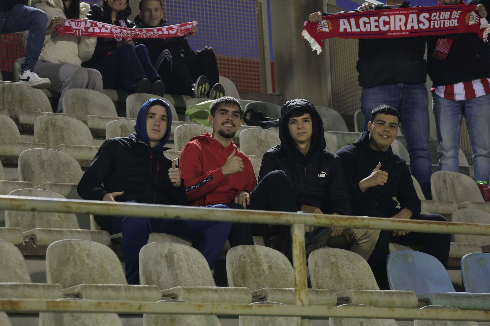 Búscate en el Nuevo Mirador durante el Algeciras - Juventud Torremolinos de Primera Federación