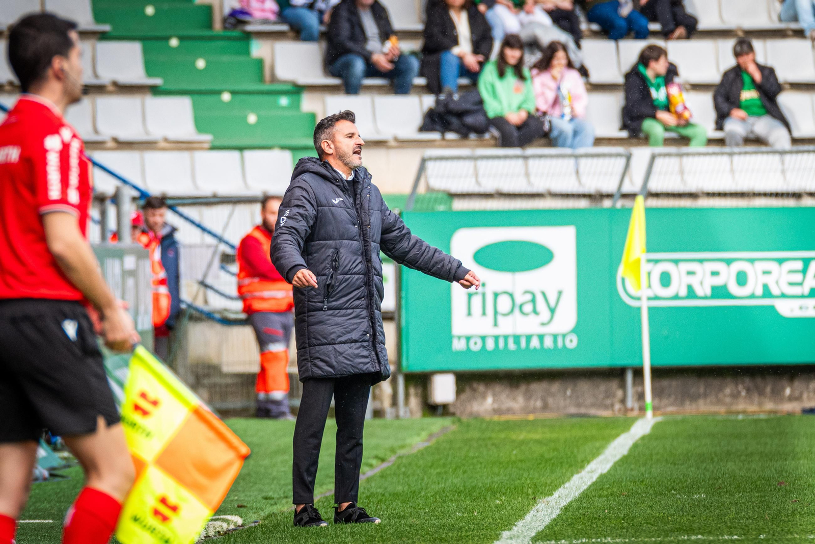 Las mejores fotos del agónico triunfo del Córdoba CF en Ferrol