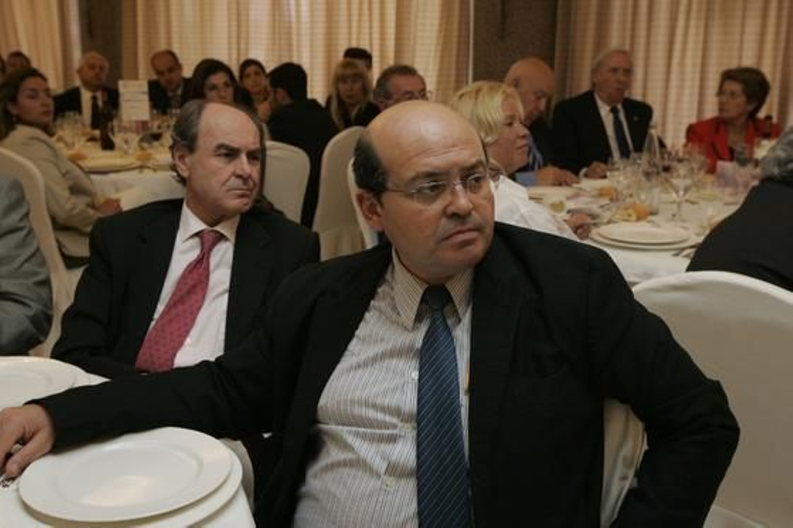 Manuel Soriano, director de Desarrollo Sostenible Holcim España, y Salvador Ibáñez, de GEA Eólica.

Foto: J. Alonso/ R. Gonzalez