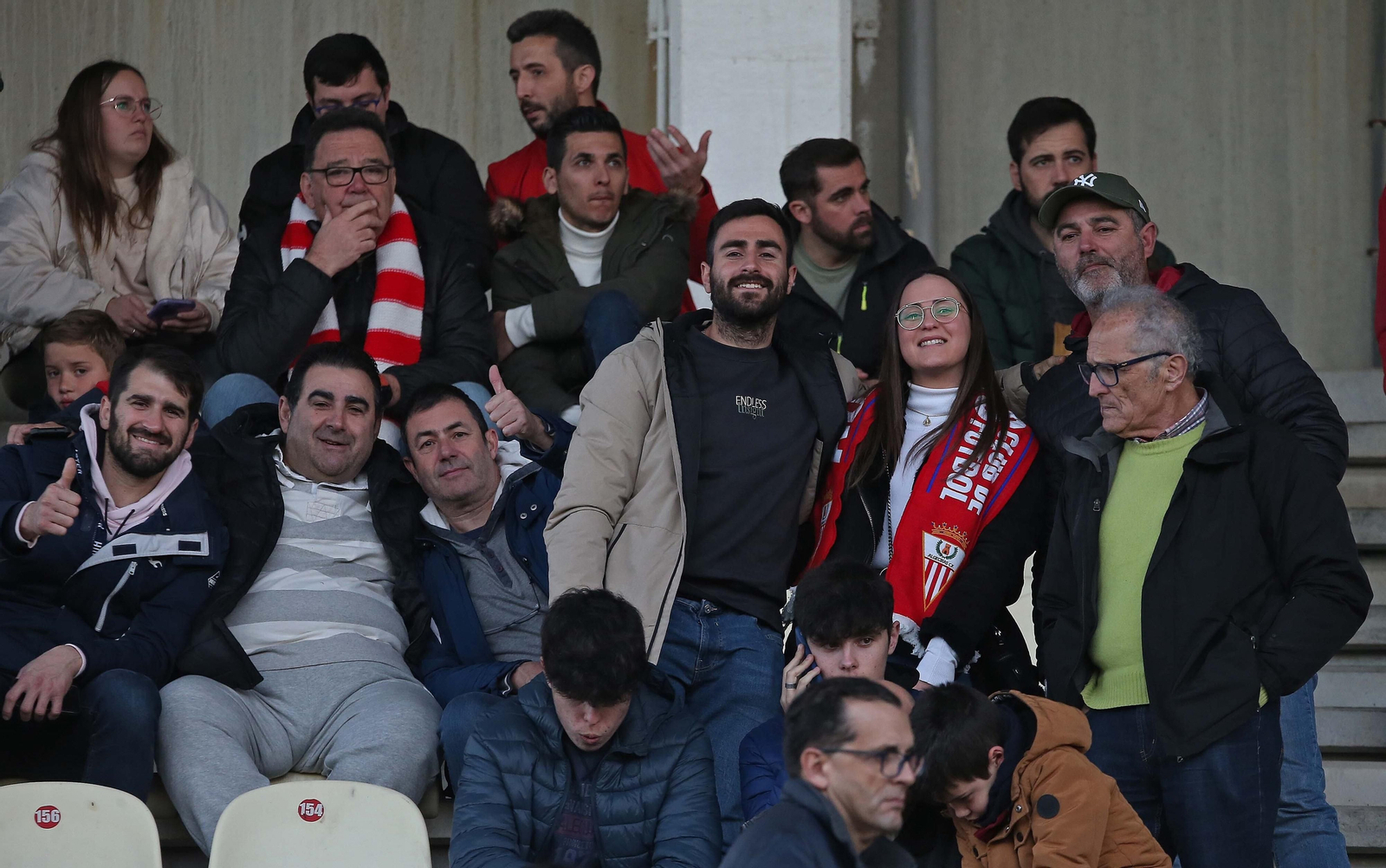 Fotos de la afición durante el Algeciras - Fuenlabrada en el Nuevo Mirador