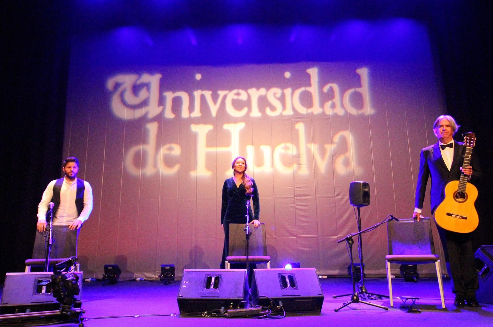 La actuación de Rocío Márquez en el nuevo Auditorio de la Universidad de Huelva, en imágenes