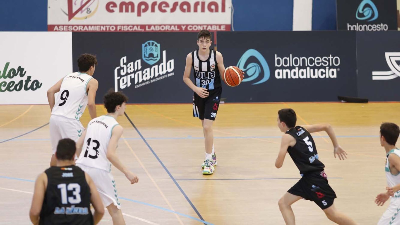 Las fotos ULB - CAE Estepona en los cuartos del Andaluz infantil masculino