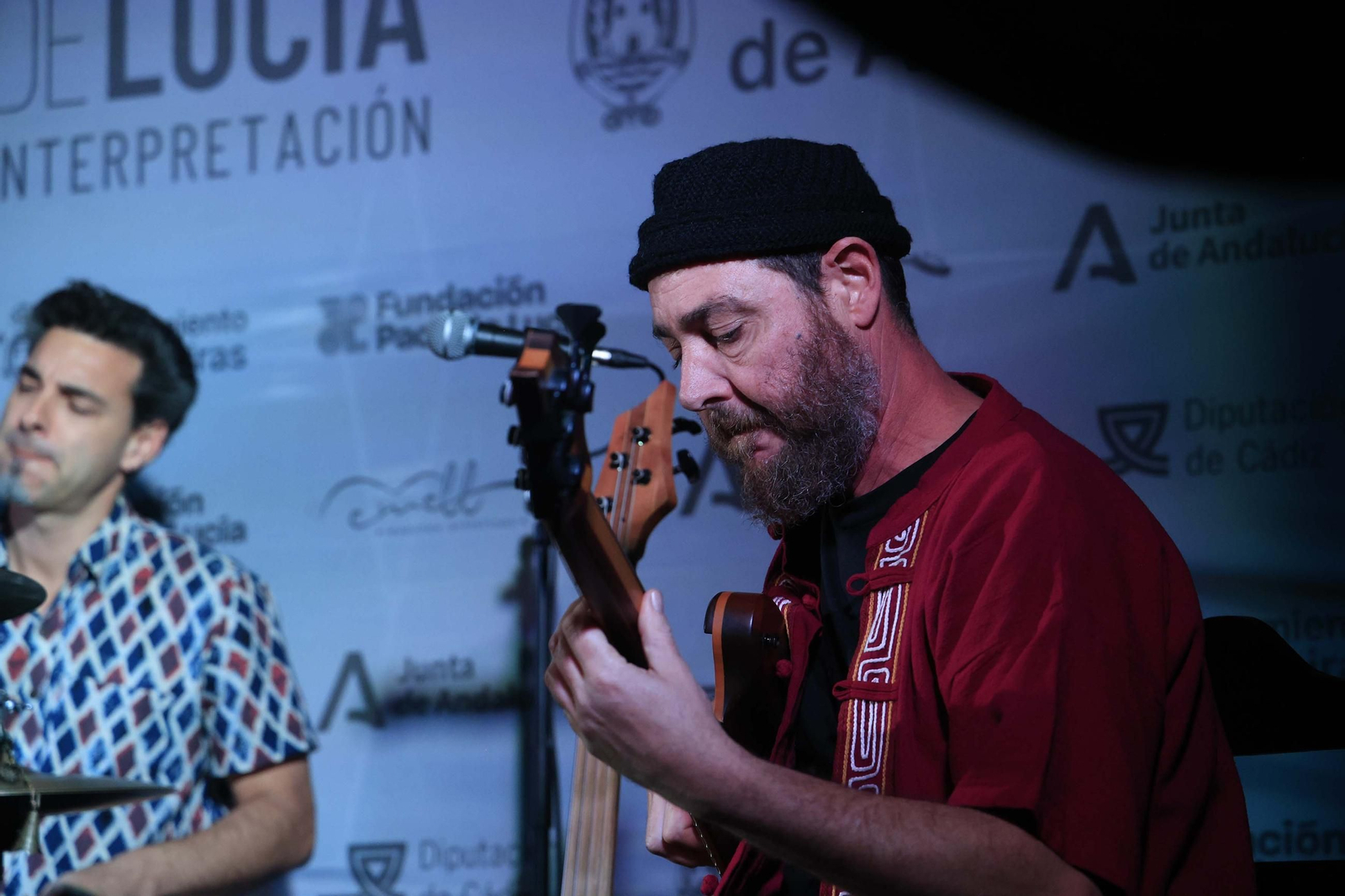 Fotos del concierto de Javier Ruibal en Algeciras