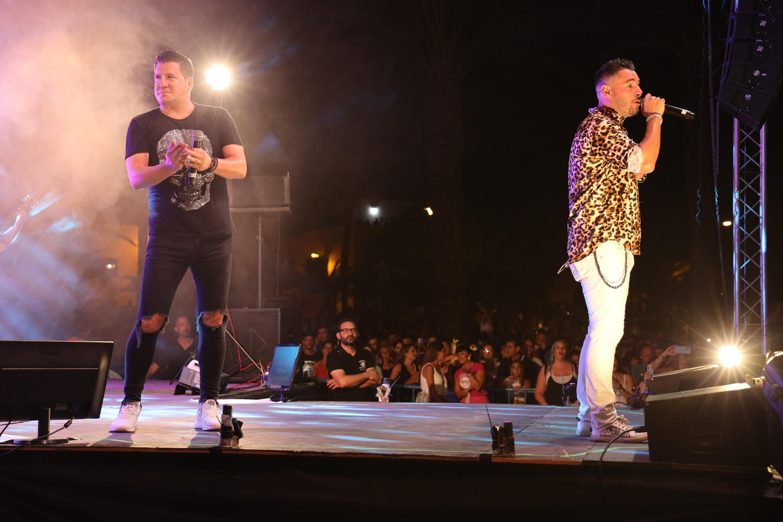 Andy y Lucas en su concierto en Balerma.