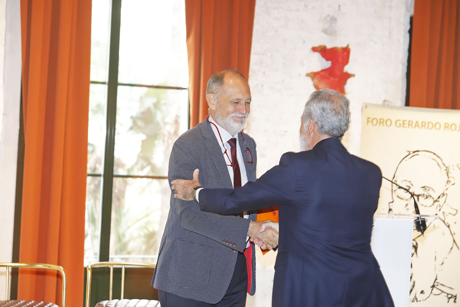Imágenes del Foro Gerardo Rojas de Huelva Información