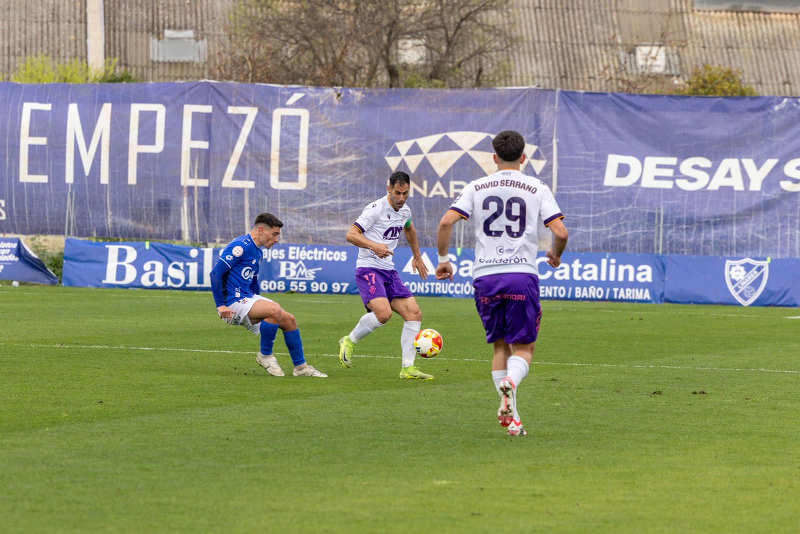 Las mejores imágenes del empate en el derbi entre Linares Deportivo y Real Jaén