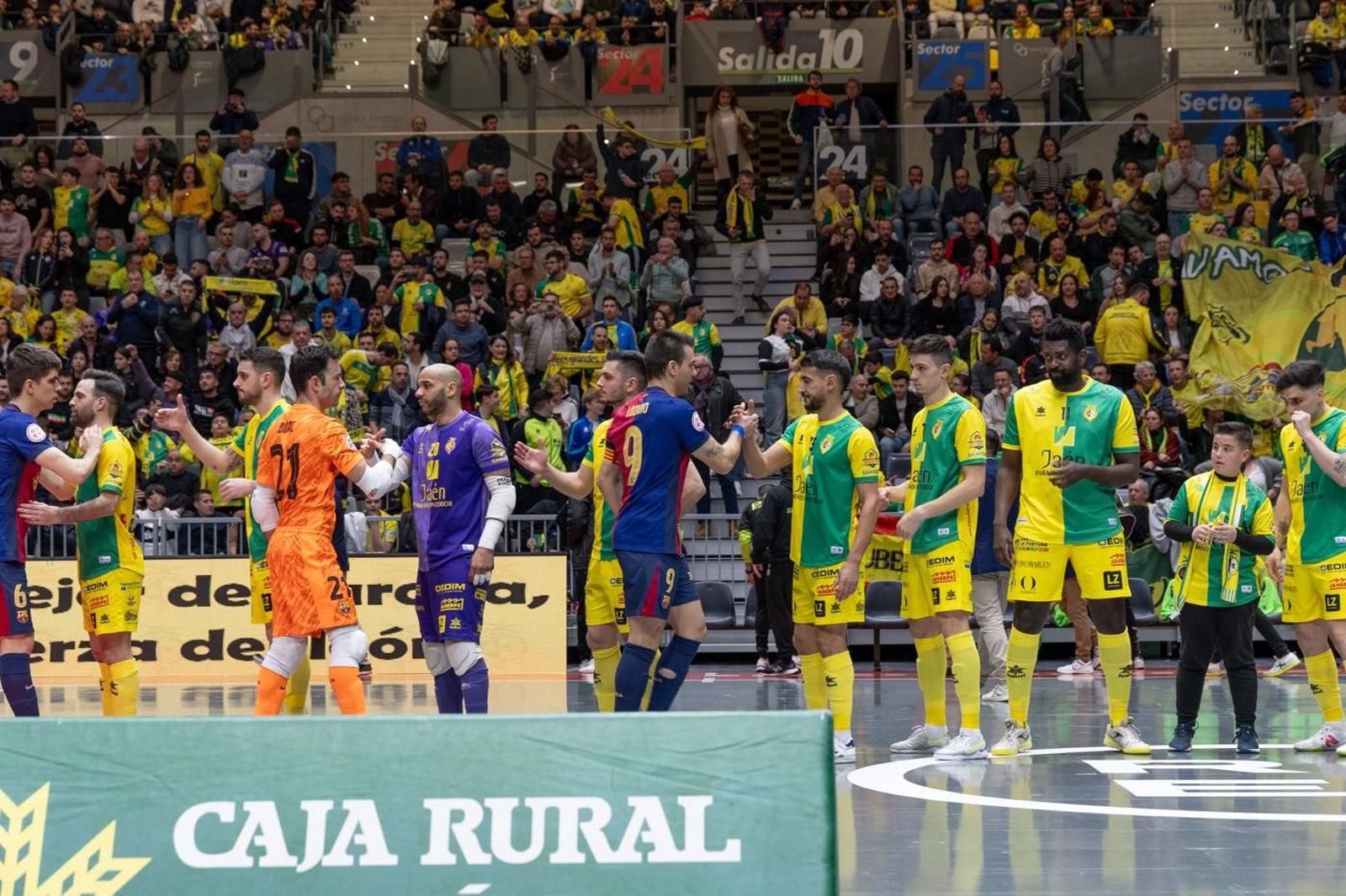 El éxtasis de la victoria copera del Jaén Paraíso Interior FS sobre el Barça, en imágenes