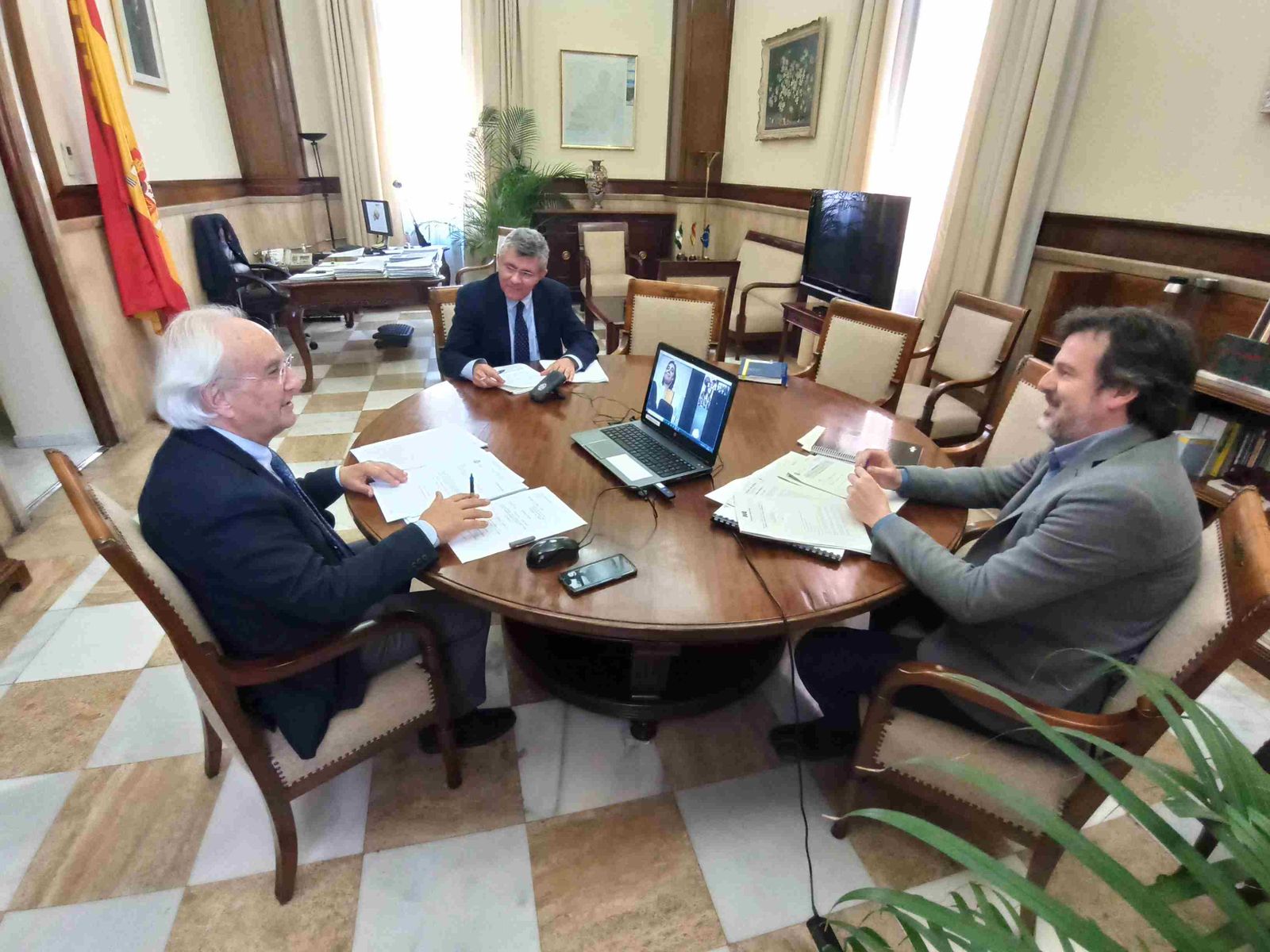 Primera reunión por videoconferencia de la recién creada Comisión de medidas para el empleo agrario en Almería.