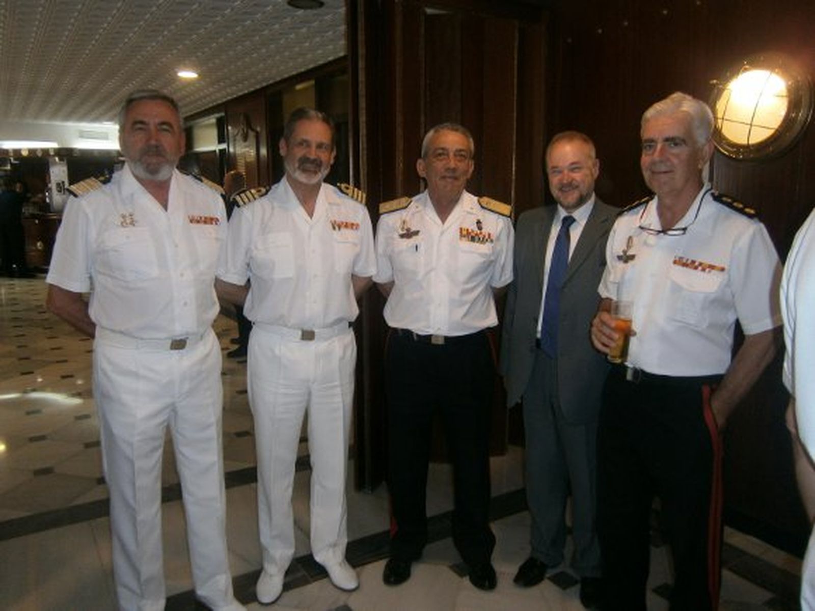 Antonio Carrillo, Vicente Ortells, Javier Herteflder, Fernando Mena y José Vila Garrido.

Foto: Ignacio Casas de Ciria