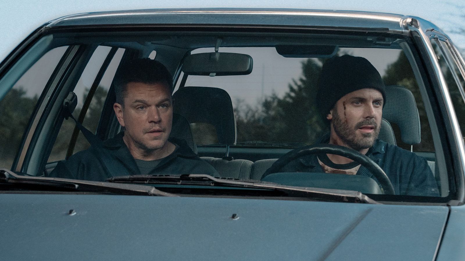 Matt Damon y Cassey Affleck en una imagen del filme.