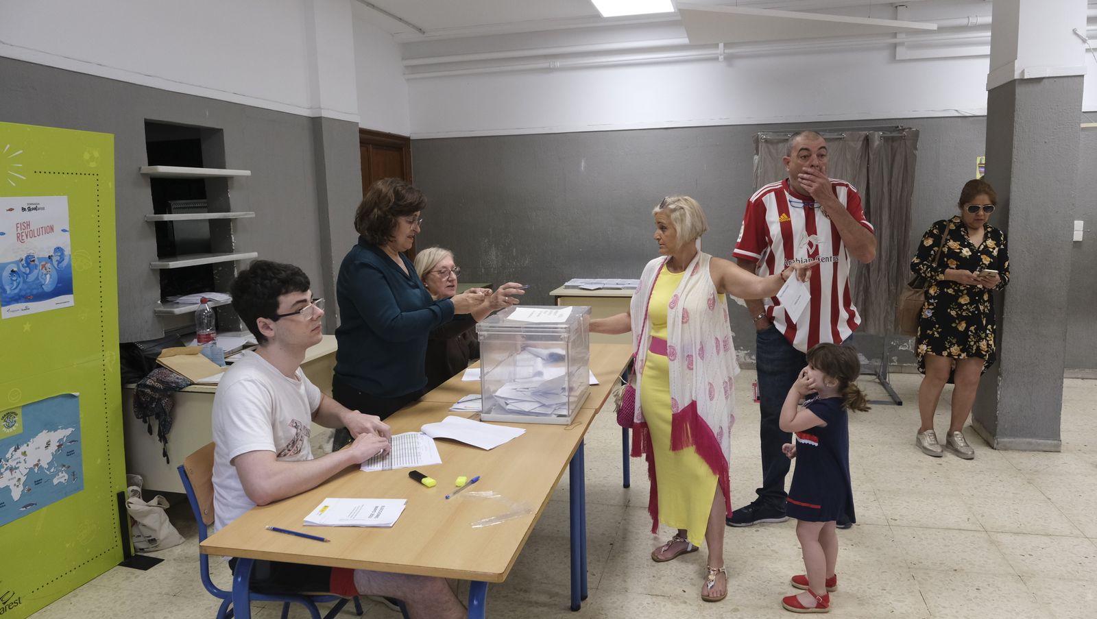 Imágenes de las votaciones en las Elecciones Municipales 2023, en Almería capital