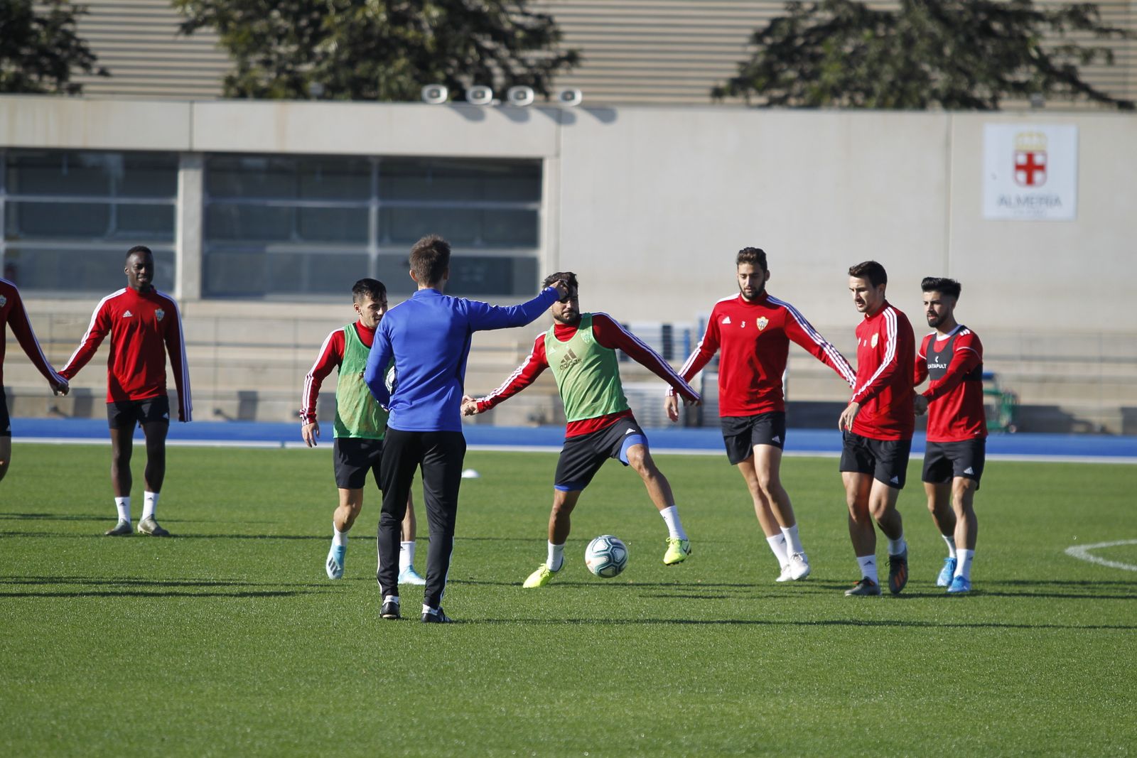 Fotogalería del entrenamiento del Almería previa al partido ante el Numancia