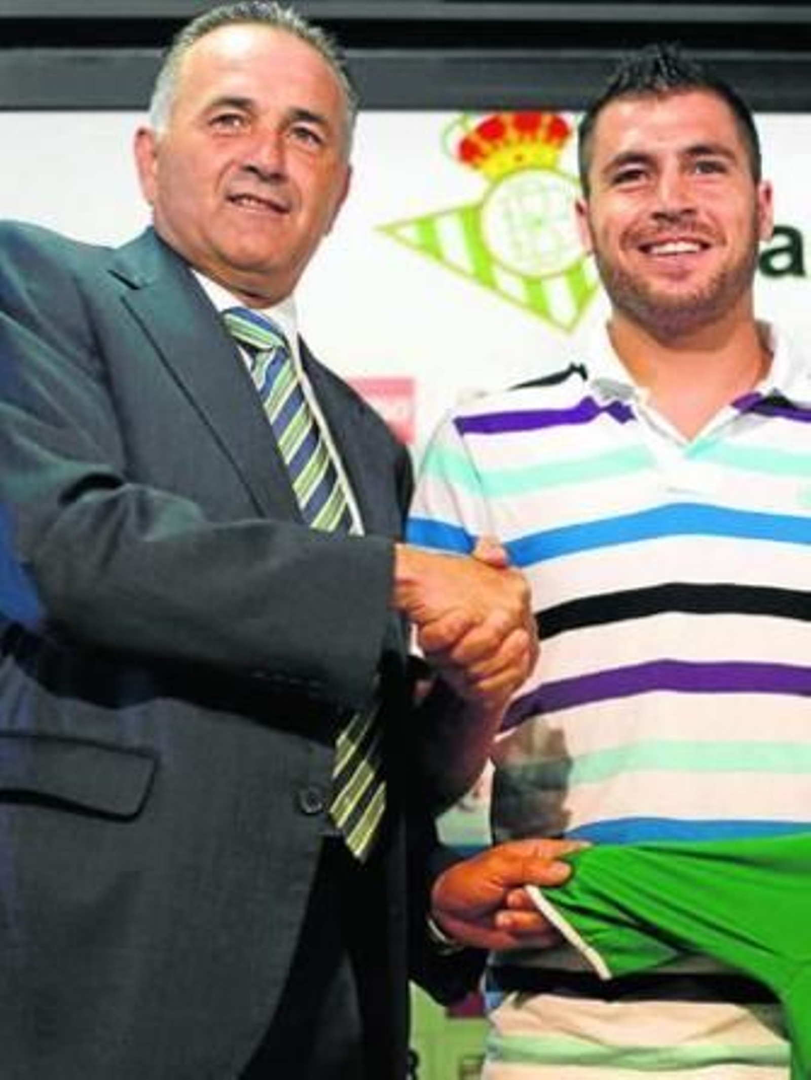 Gordillo y Chica, durante el acto de presentación del segundo.