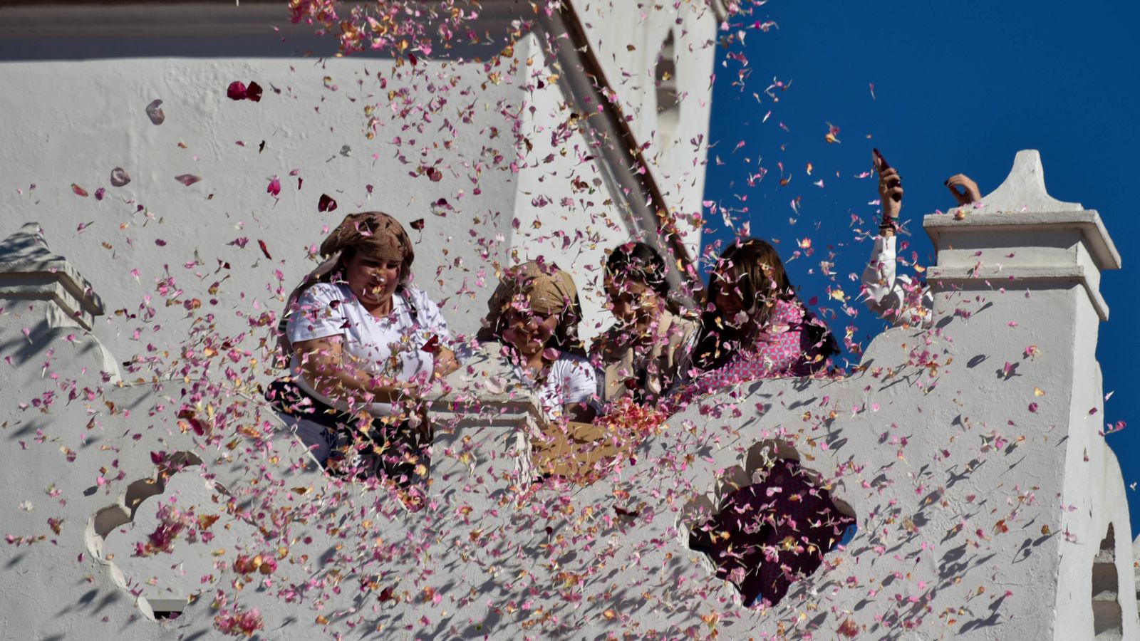 Fotos del Domingo de Ramos en Los Barrios: Borriquita y María Santisima de la Estrella
