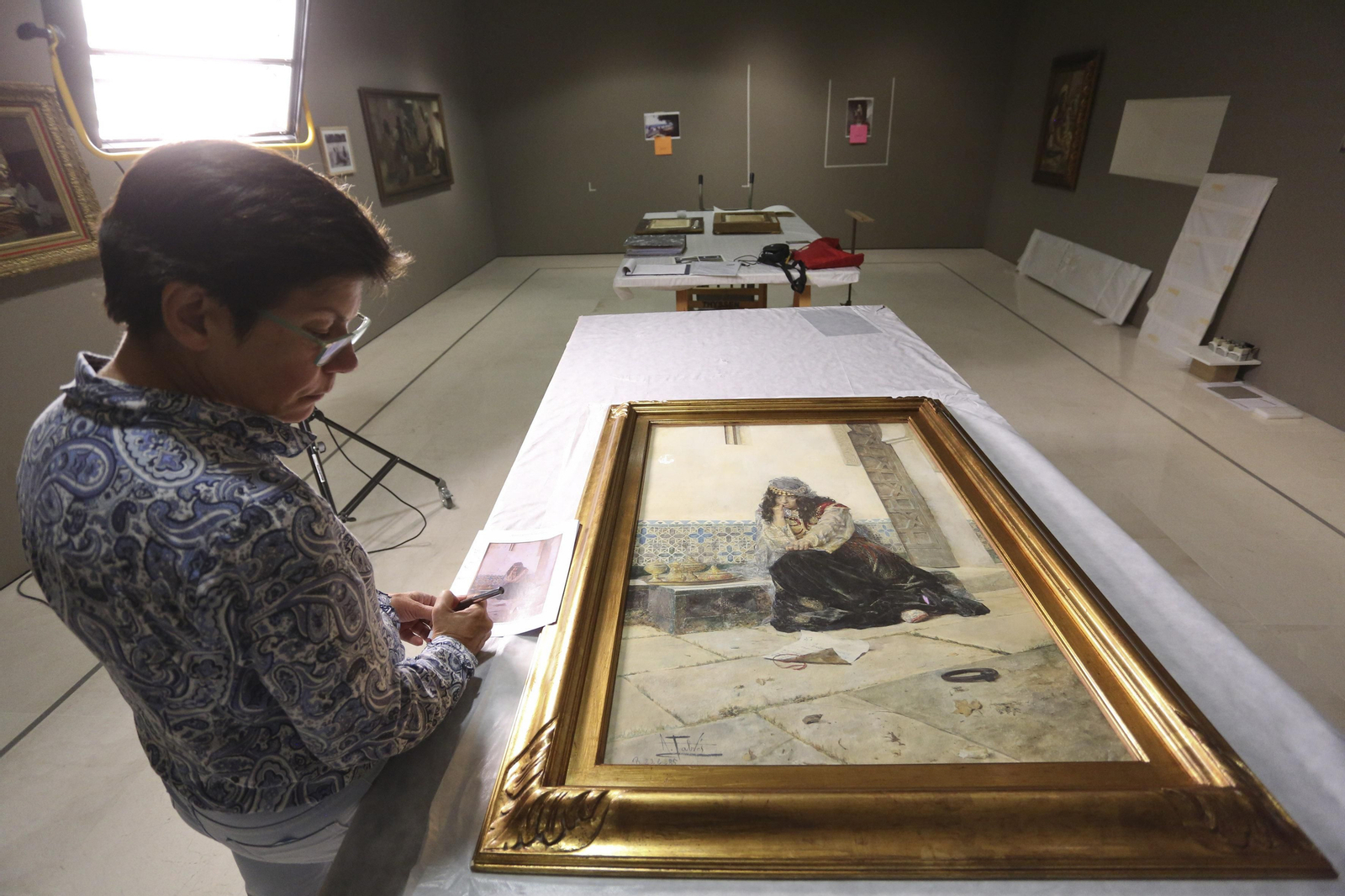 Fotos del montaje de la nueva exposición del Museo Carmen Thyssen