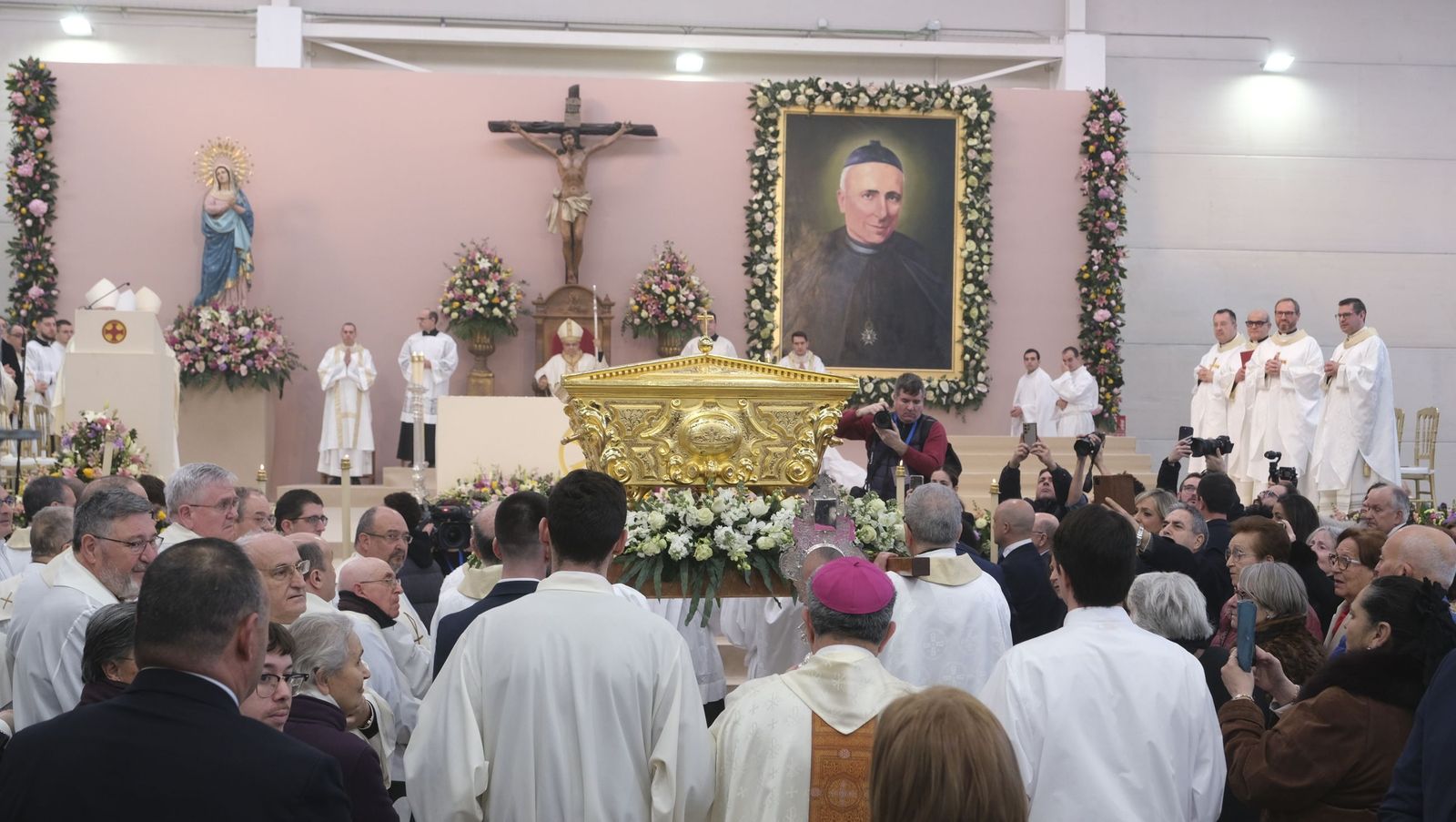 Así se ha vivido la beatificación del Cura Valera: las imágenes del acto en Huércal-Overa